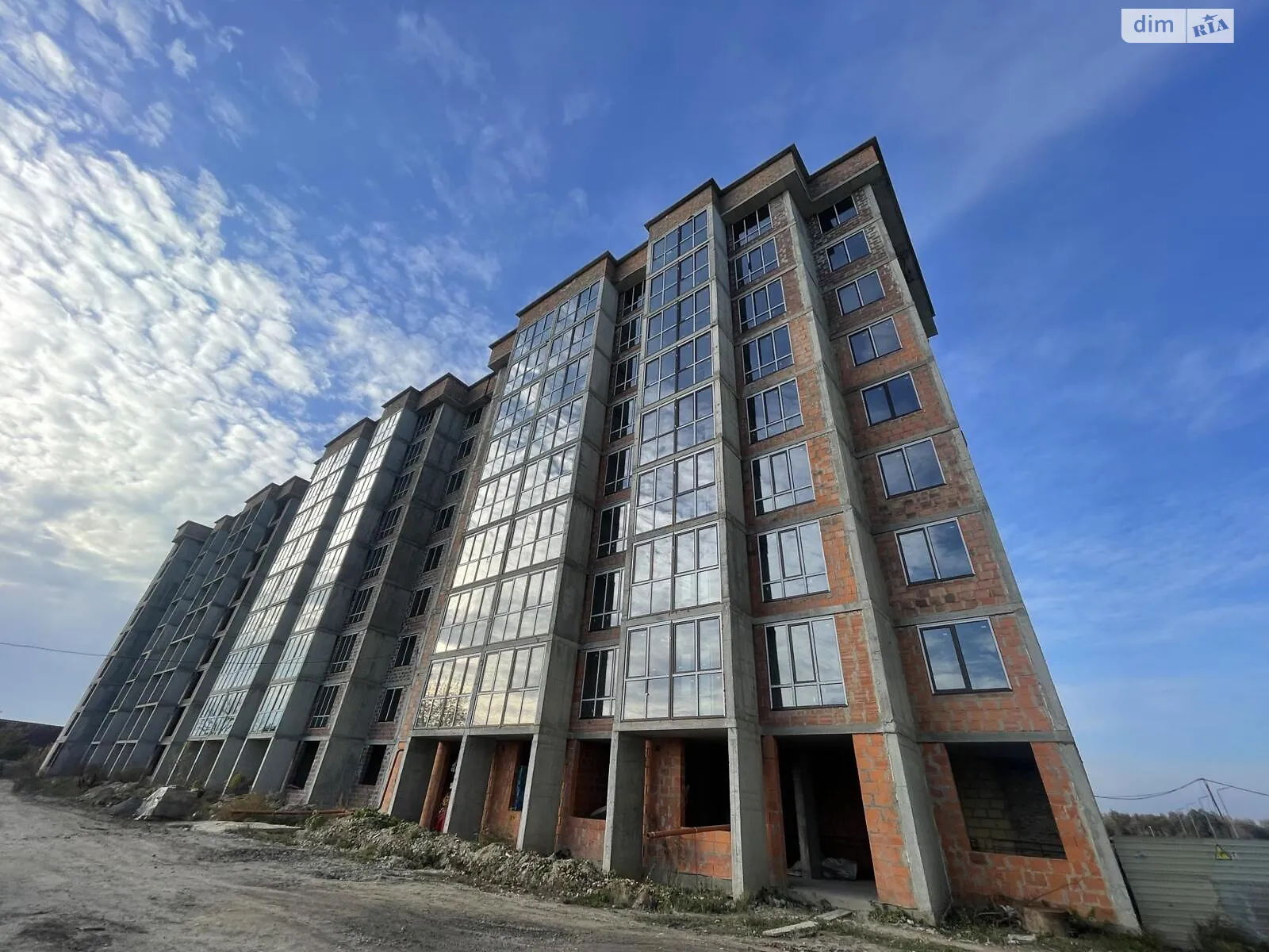 1-комнатная квартира 41 кв. м в Тернополе, ул. Микулинецкая - фото 1