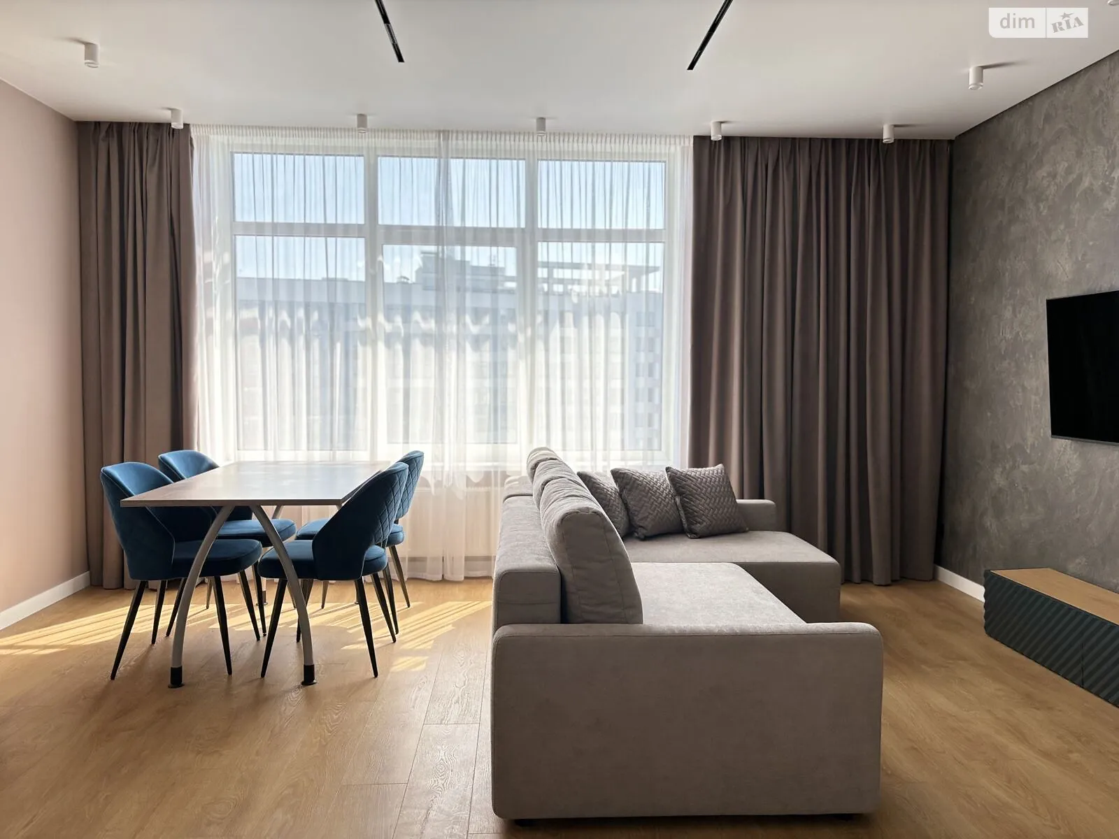 Продается 2-комнатная квартира 72.8 кв. м в Киеве, ул. Евгения Сверстюка(Марины Расковой), 6Г - фото 1