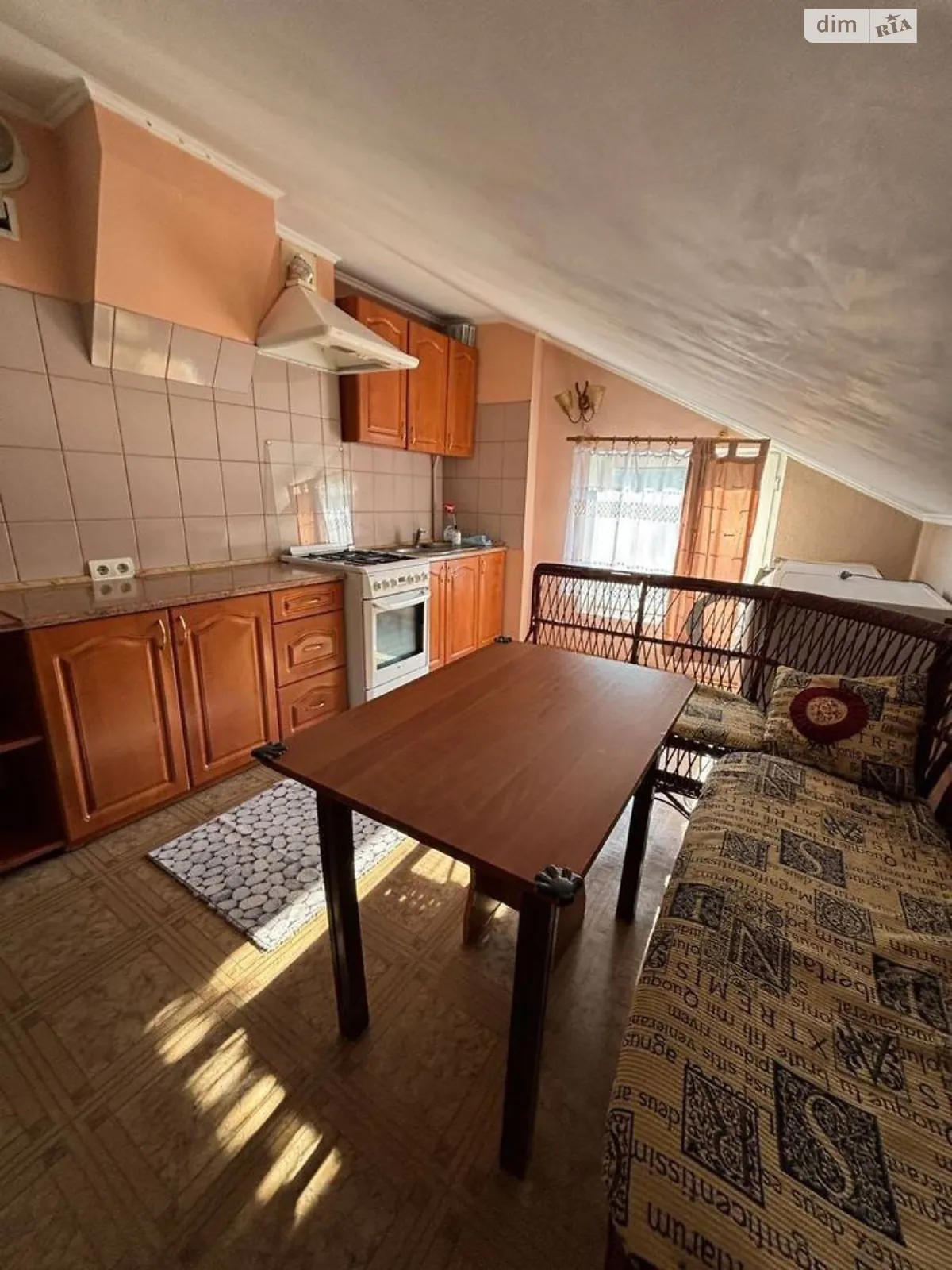 Сдается в аренду дом на 2 этажа 90 кв. м с мансардой, цена: 15000 грн - фото 1
