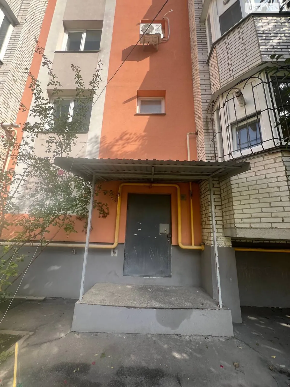 Продается объект сферы услуг 4 кв. м в 9-этажном здании, цена: 15000 $ - фото 1