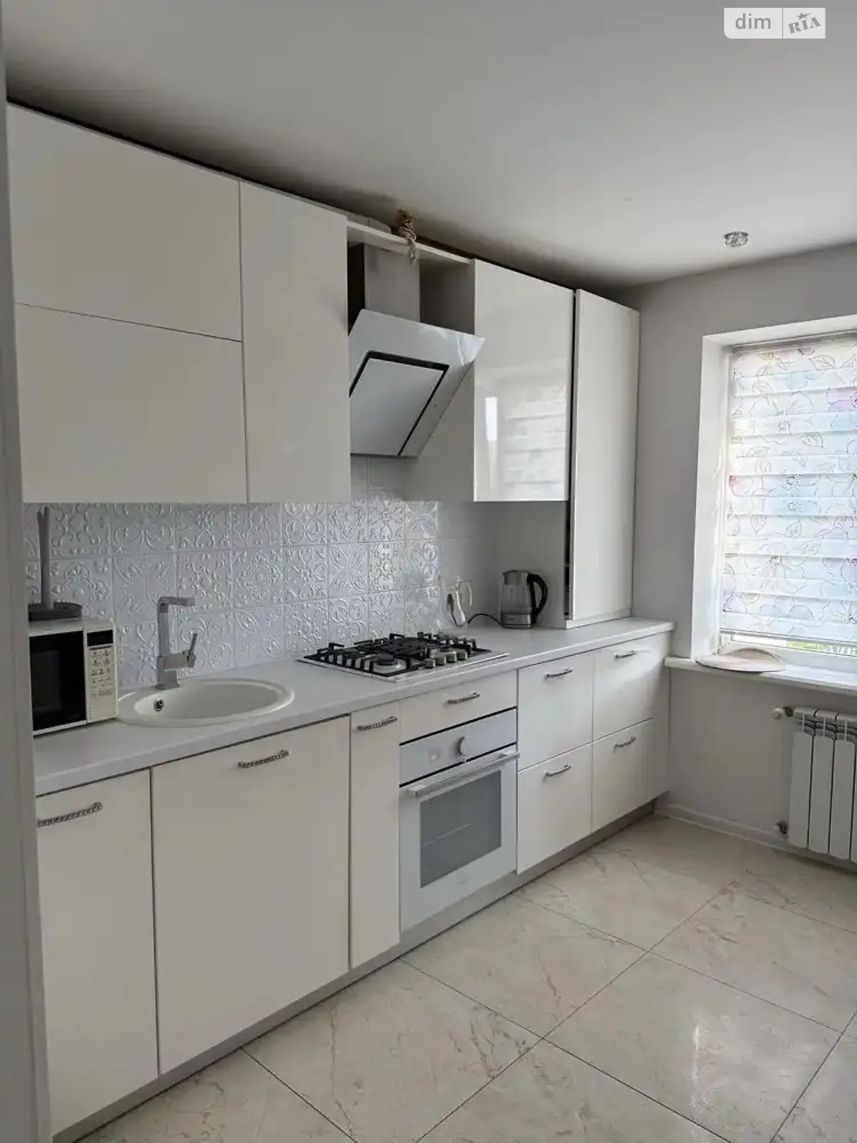 Продается 3-комнатная квартира 70.2 кв. м в Днепре, просп. Героев, 32 - фото 1