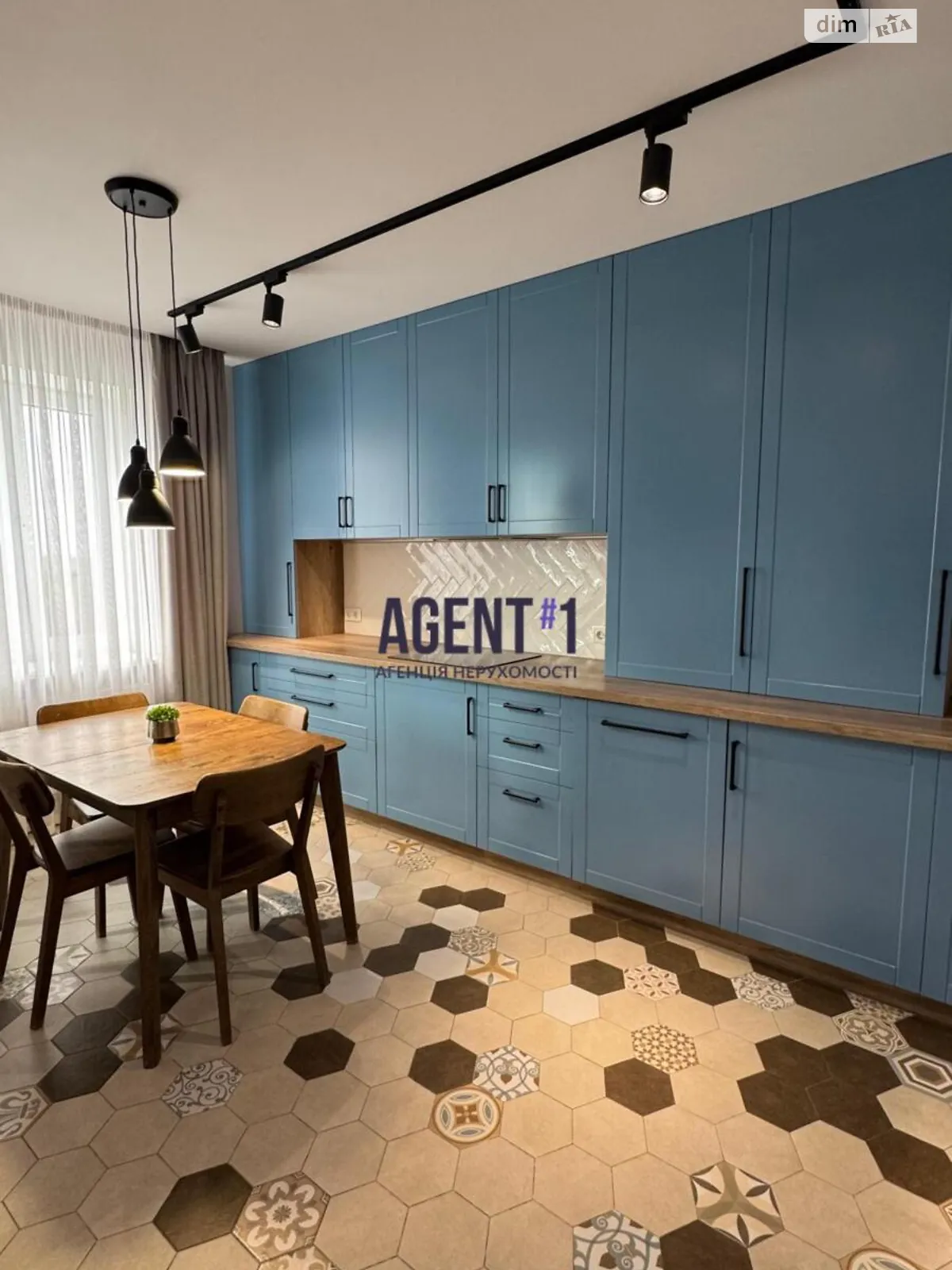 Продается 4-комнатная квартира 105.2 кв. м в Петропавловской Борщаговке, ул. Черкасская, 16 - фото 1