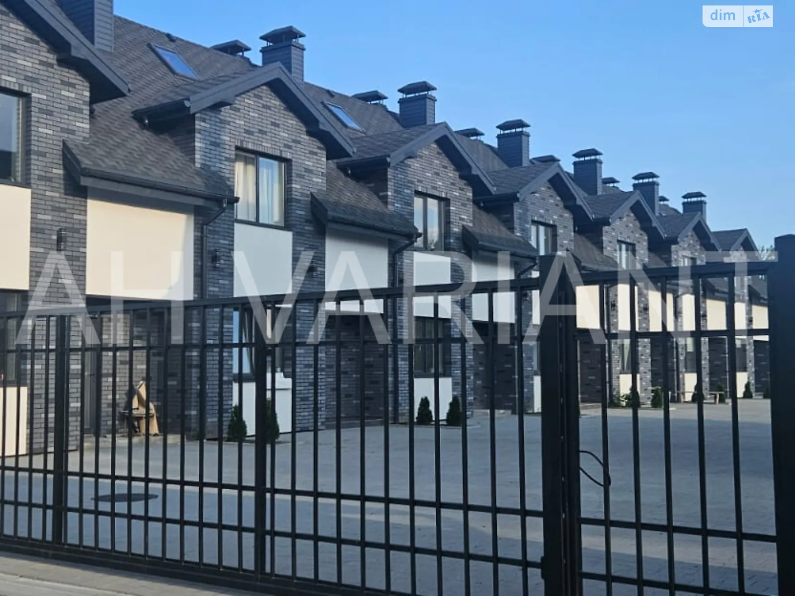 Продается дом на 2 этажа 100 кв. м с мебелью, цена: 130000 $ - фото 1