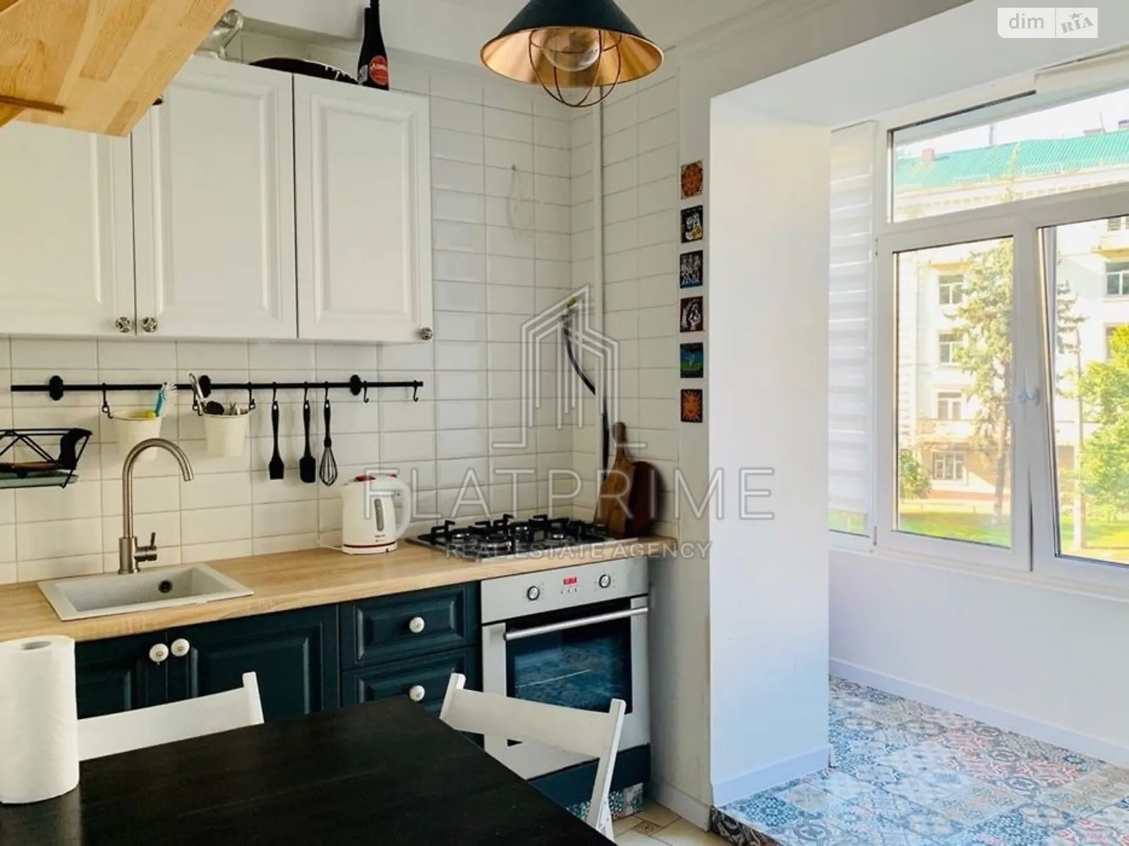 Продается 1-комнатная квартира 38 кв. м в Киеве, ул. Юрия Ильенко, 18 - фото 1