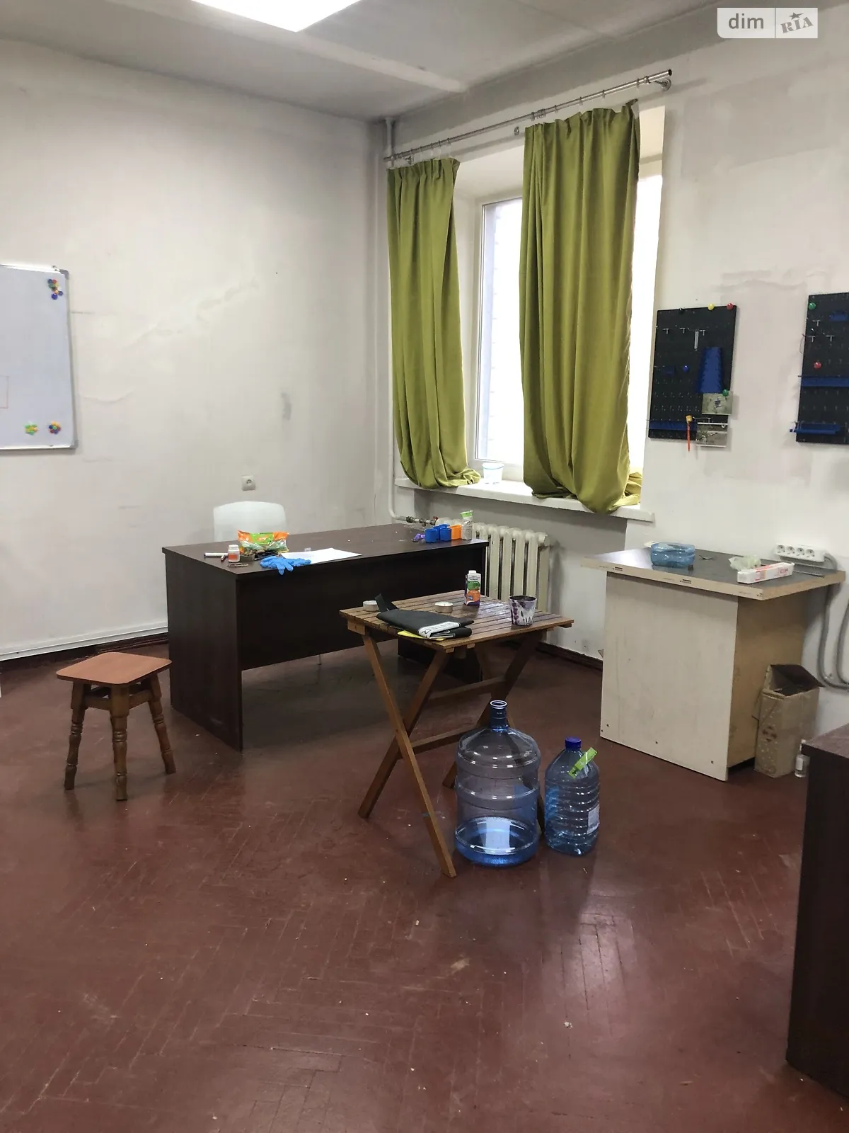 Сдается в аренду офис 20 кв. м в бизнес-центре, цена: 8600 грн - фото 1