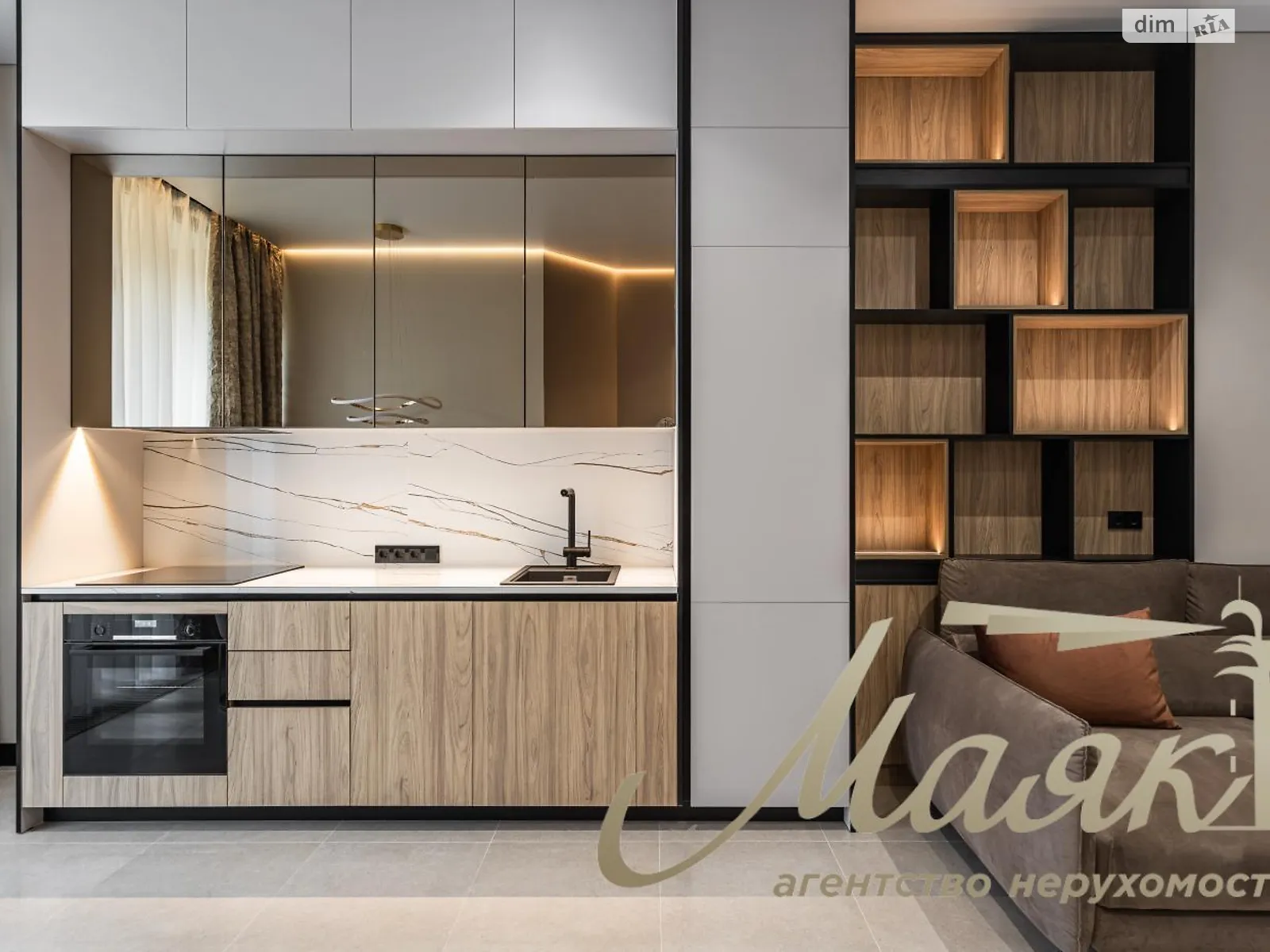 Продается 1-комнатная квартира 72 кв. м в Киеве, ул. Садово-Ботаническая(Тимирязевская), 46 - фото 1