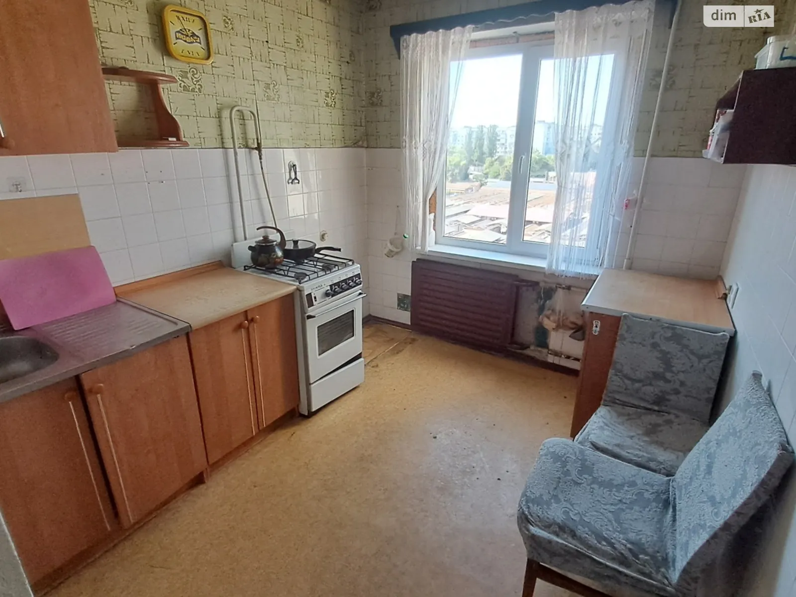 Продается 3-комнатная квартира 64 кв. м в Чернигове, ул. Всехсвятская, 8 - фото 1