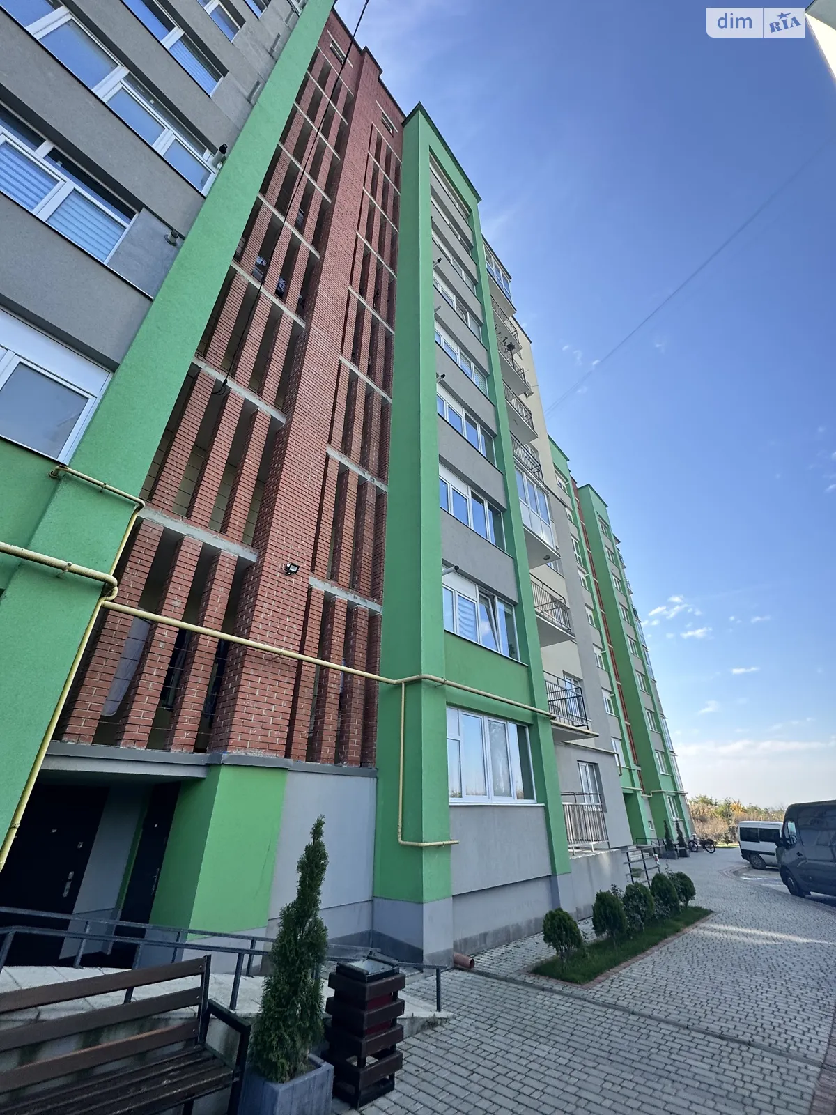 3-комнатная квартира 92.8 кв. м в Тернополе, ул. Яремы - фото 1