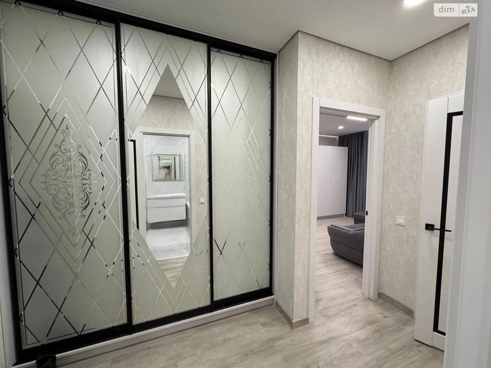 Продается 1-комнатная квартира 46.7 кв. м в Виннице, ул. Александровская, 7 - фото 1