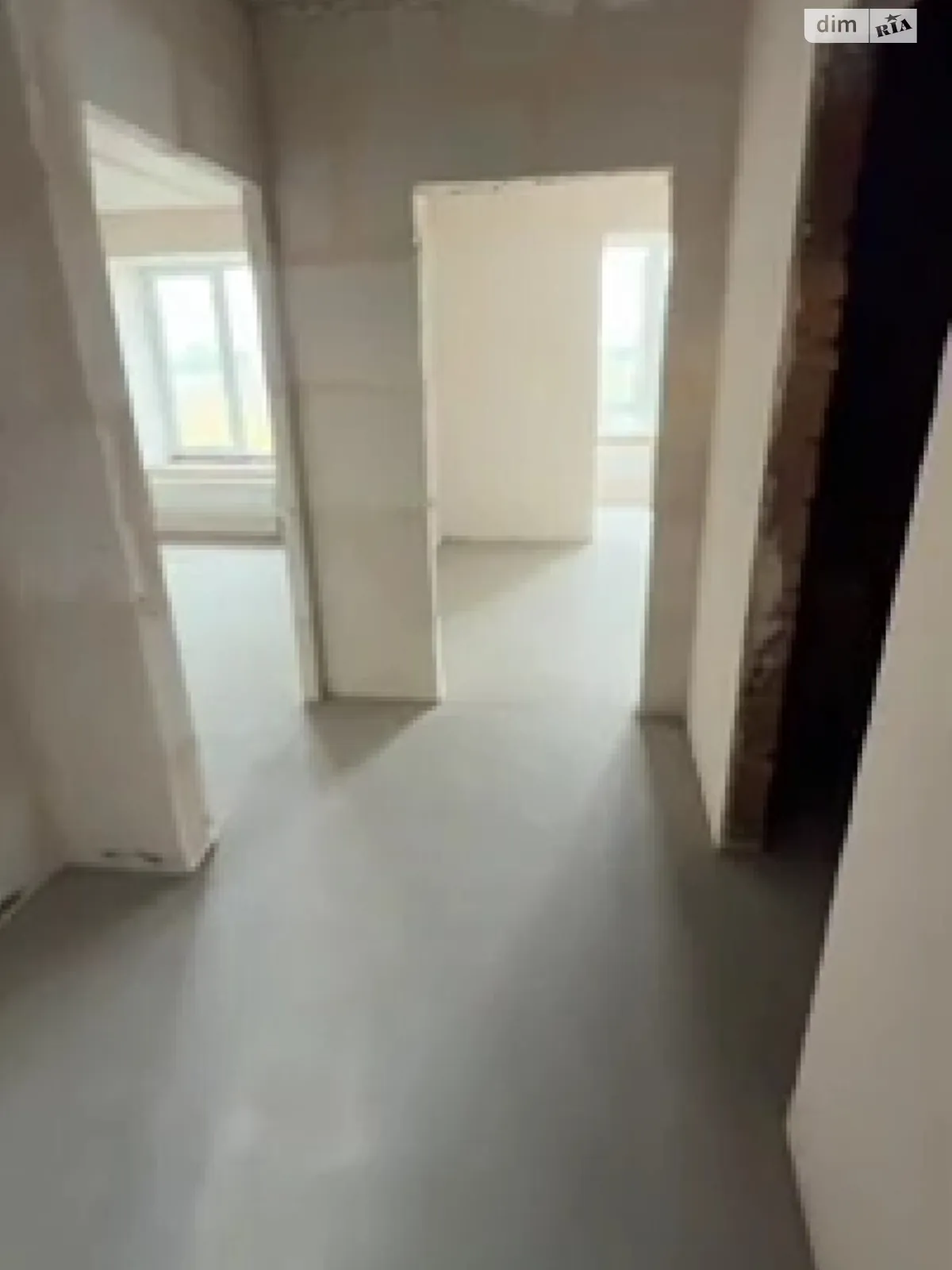 Продается 1-комнатная квартира 38 кв. м в Буче, ул. Ивана Кожедуба, 4А - фото 1