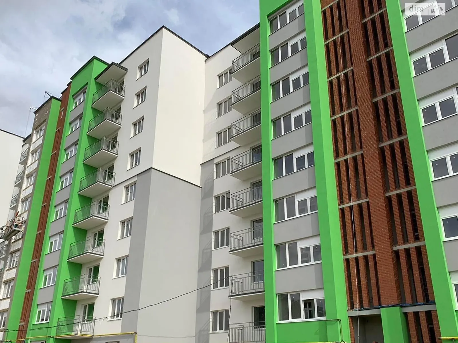 3-комнатная квартира 93 кв. м в Тернополе, ул. Яремы - фото 1