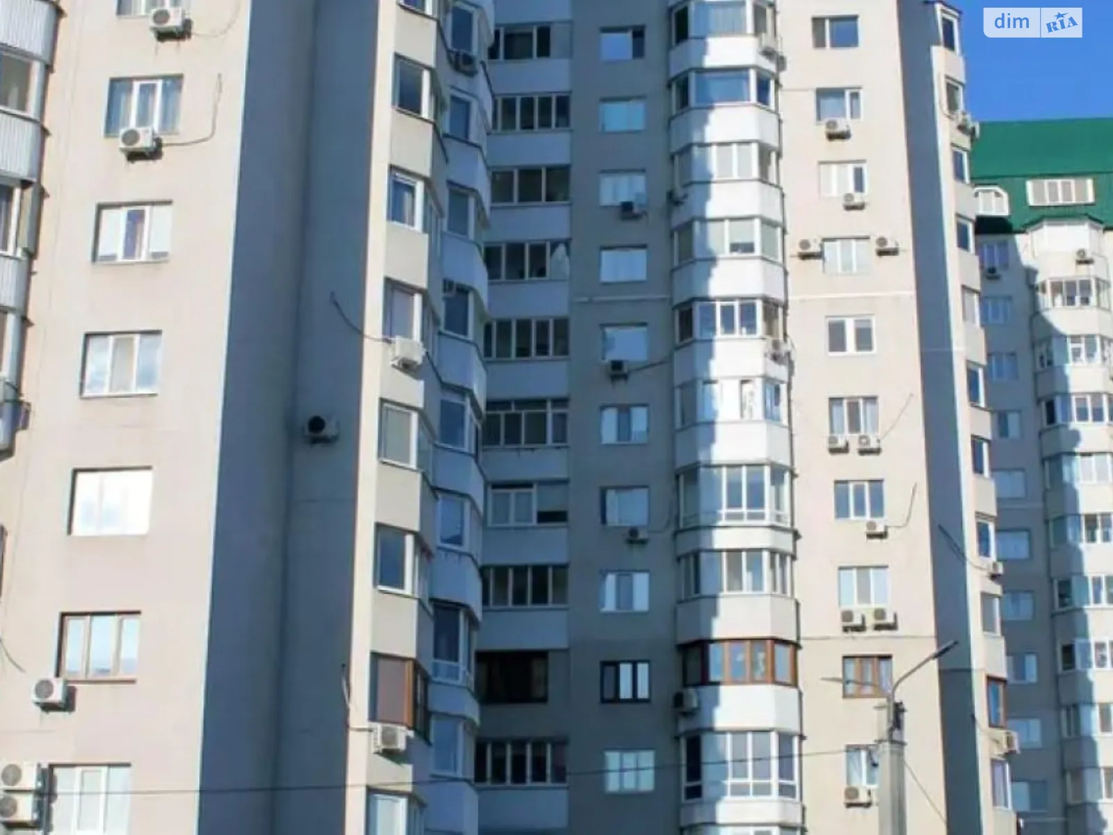 Продается 3-комнатная квартира 89 кв. м в Харькове, ул. Академика Павлова, 142Б/3 - фото 1