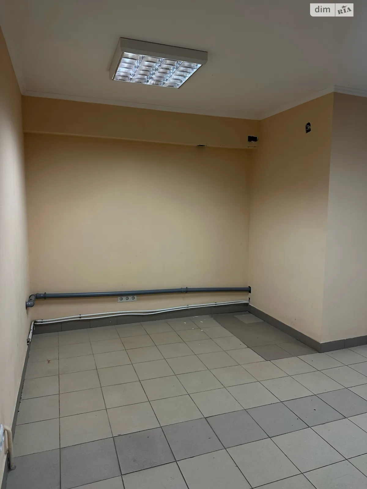Здається в оренду приміщення вільного призначення 53.6 кв. м в 9-поверховій будівлі, цена: 6000 грн - фото 1