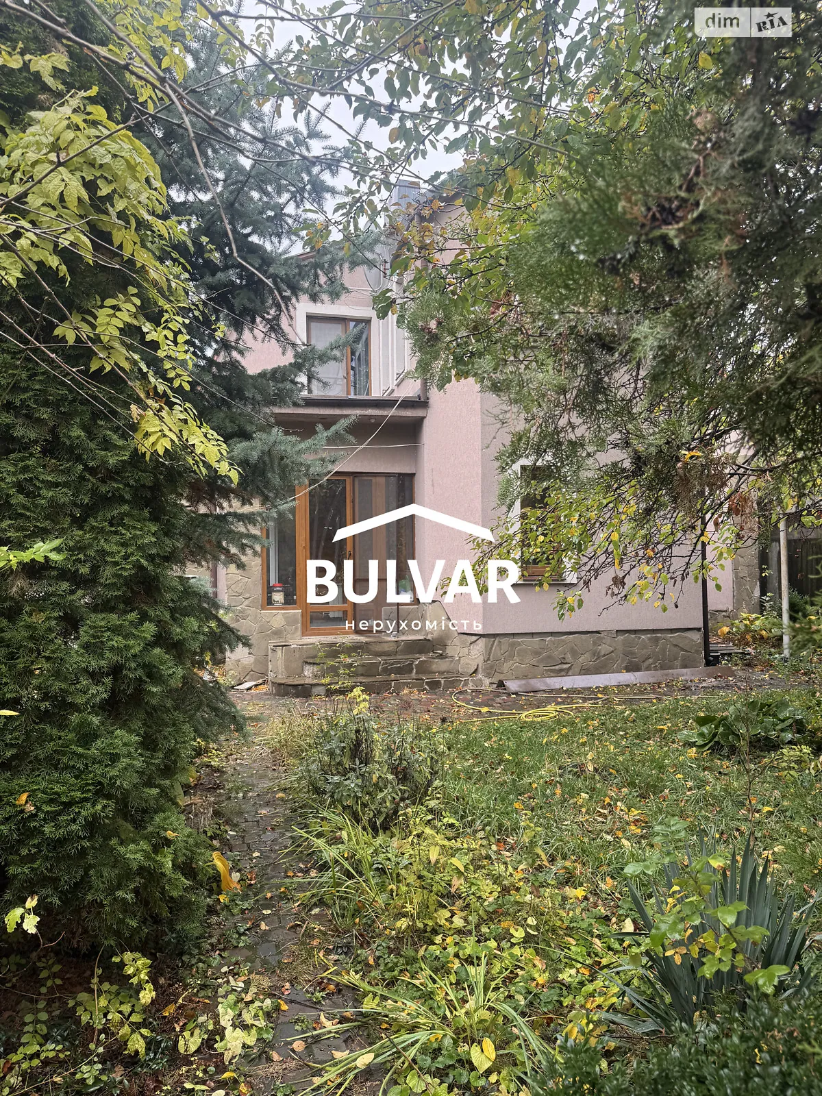 Продается дом на 2 этажа 170 кв. м с верандой, цена: 150000 $ - фото 1