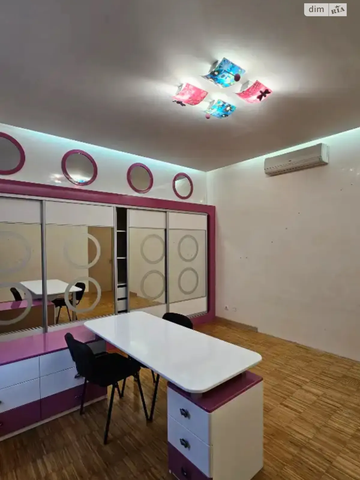 Сдается в аренду дом на 2 этажа 200 кв. м с беседкой, цена: 83700 грн - фото 1