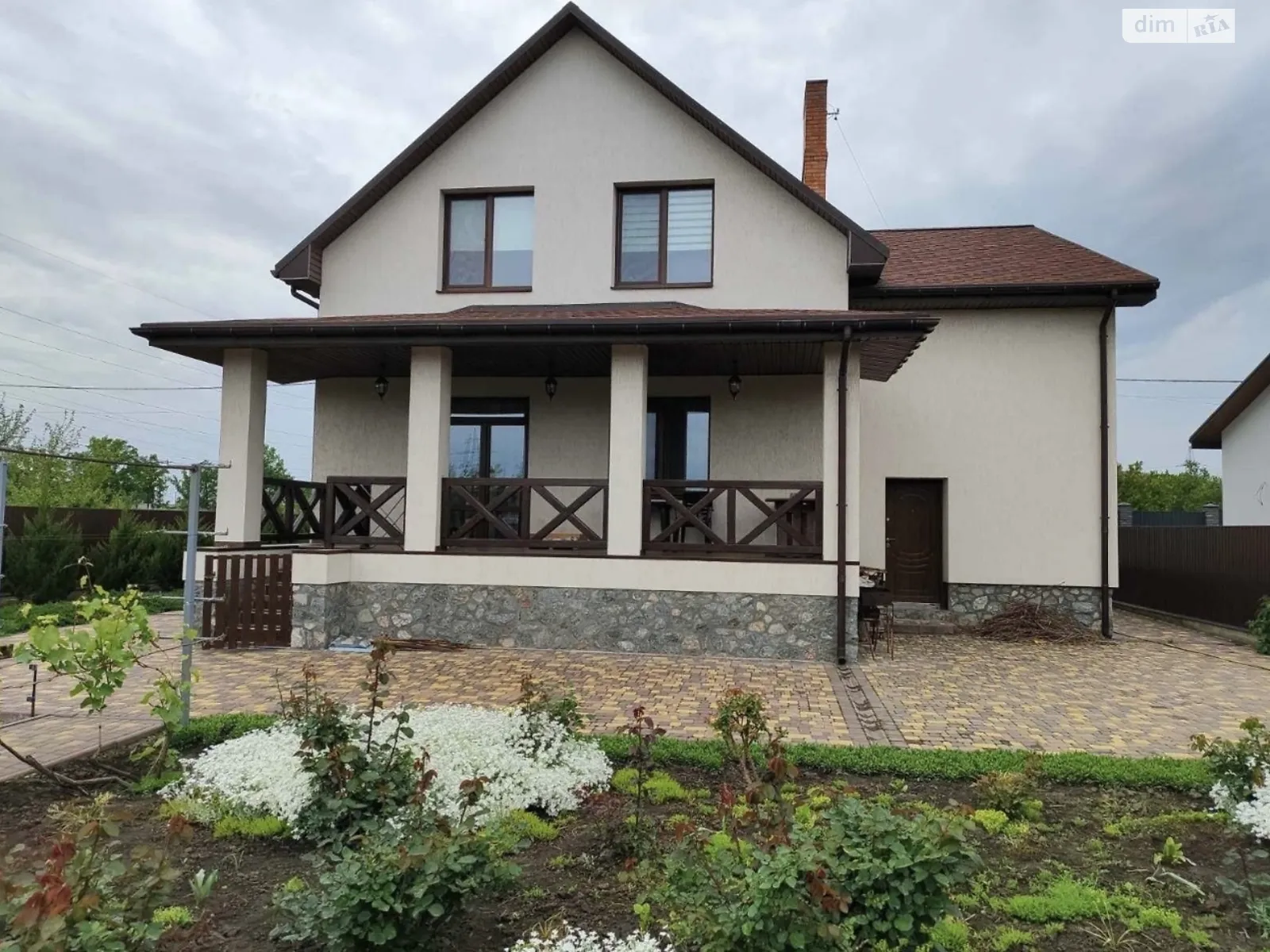 Продается дом на 2 этажа 200 кв. м с мансардой, цена: 200000 $ - фото 1