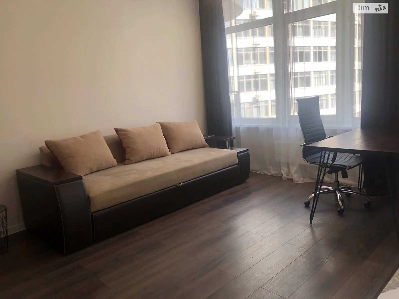 Сдается в аренду 1-комнатная квартира 39.5 кв. м в Одессе, ул. Валерия Самофалова, 16А/4 - фото 1