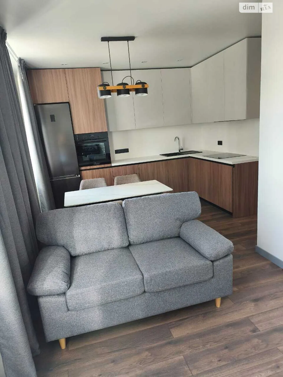 Сдается в аренду 1-комнатная квартира 42 кв. м в Одессе, ул. Академика Сахарова - фото 1