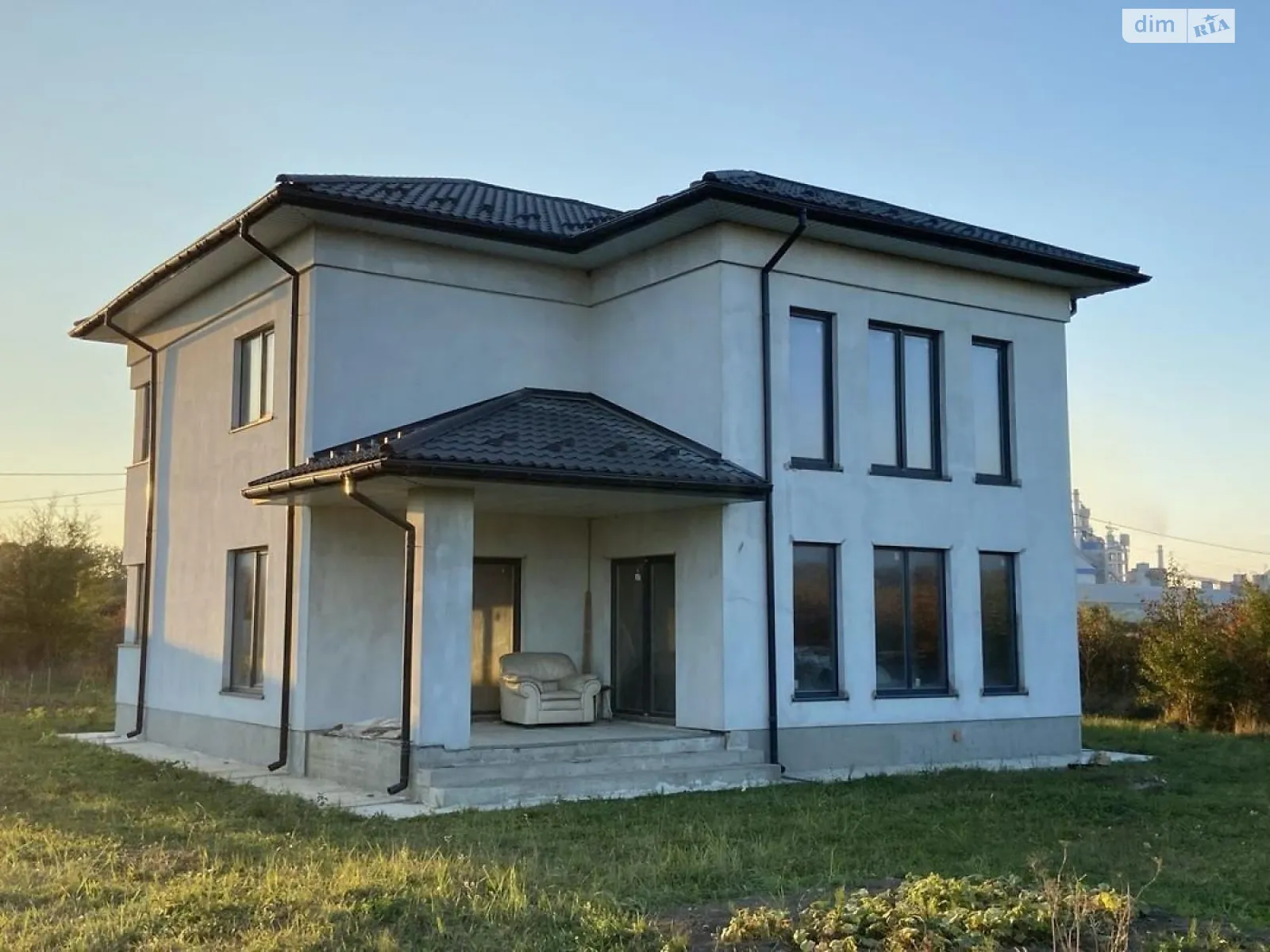 Продається будинок 2 поверховий 173.4 кв. м з садом, цена: 85500 $ - фото 1