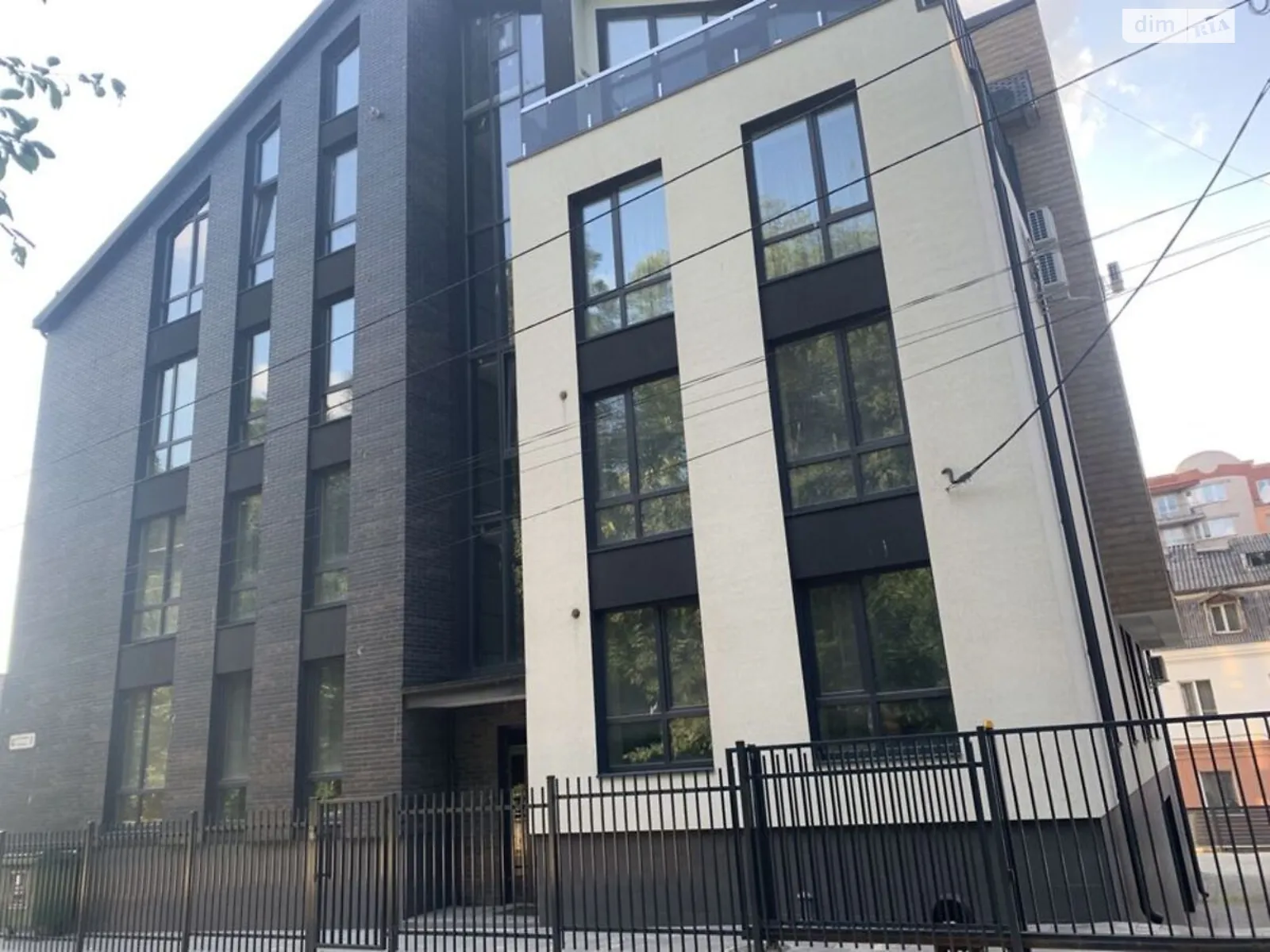 2-комнатная квартира 52 кв. м в Тернополе, ул. Петрушевича - фото 1