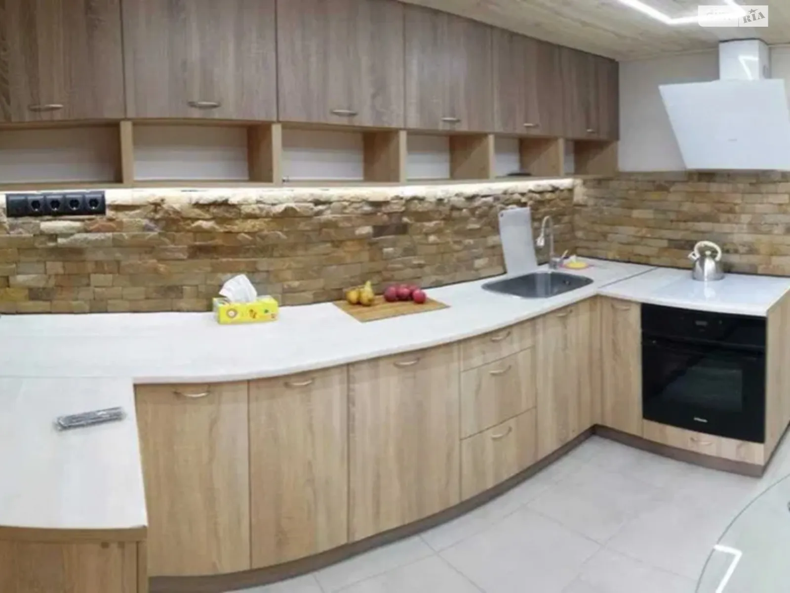 ул. Морозова, 21 Харьков - фото 1