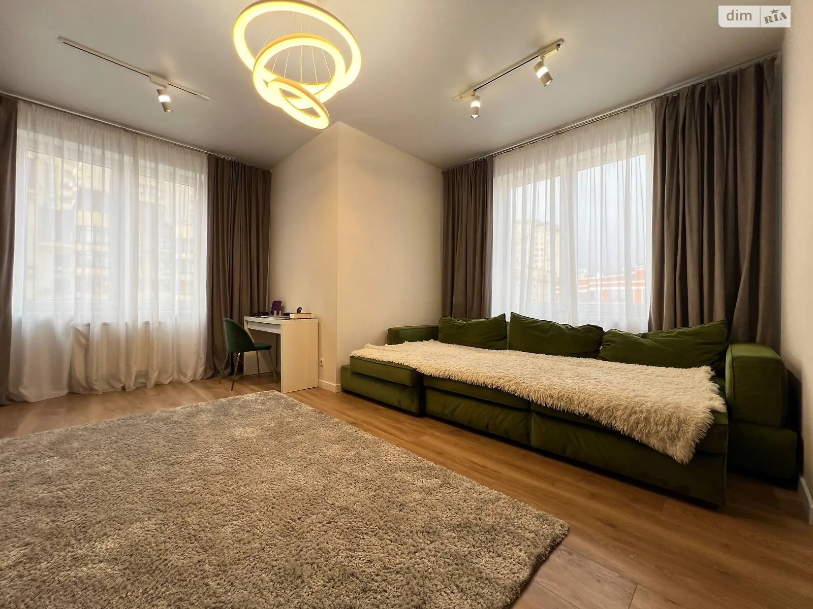 Продается 3-комнатная квартира 98.9 кв. м в Киеве, ул. Дмитриевская, 82 - фото 1