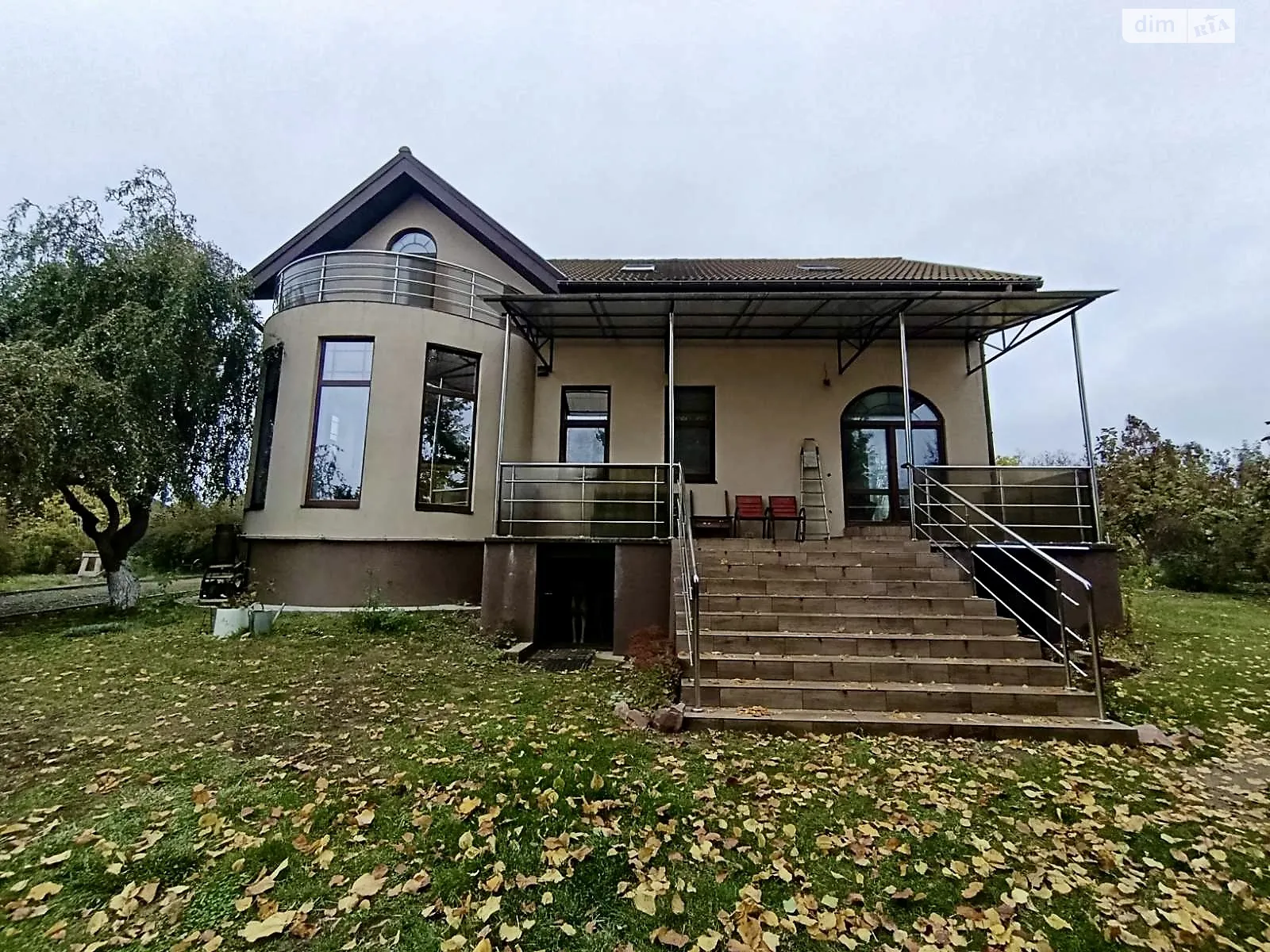 Продается дом на 2 этажа 244.7 кв. м с участком, цена: 305000 $ - фото 1