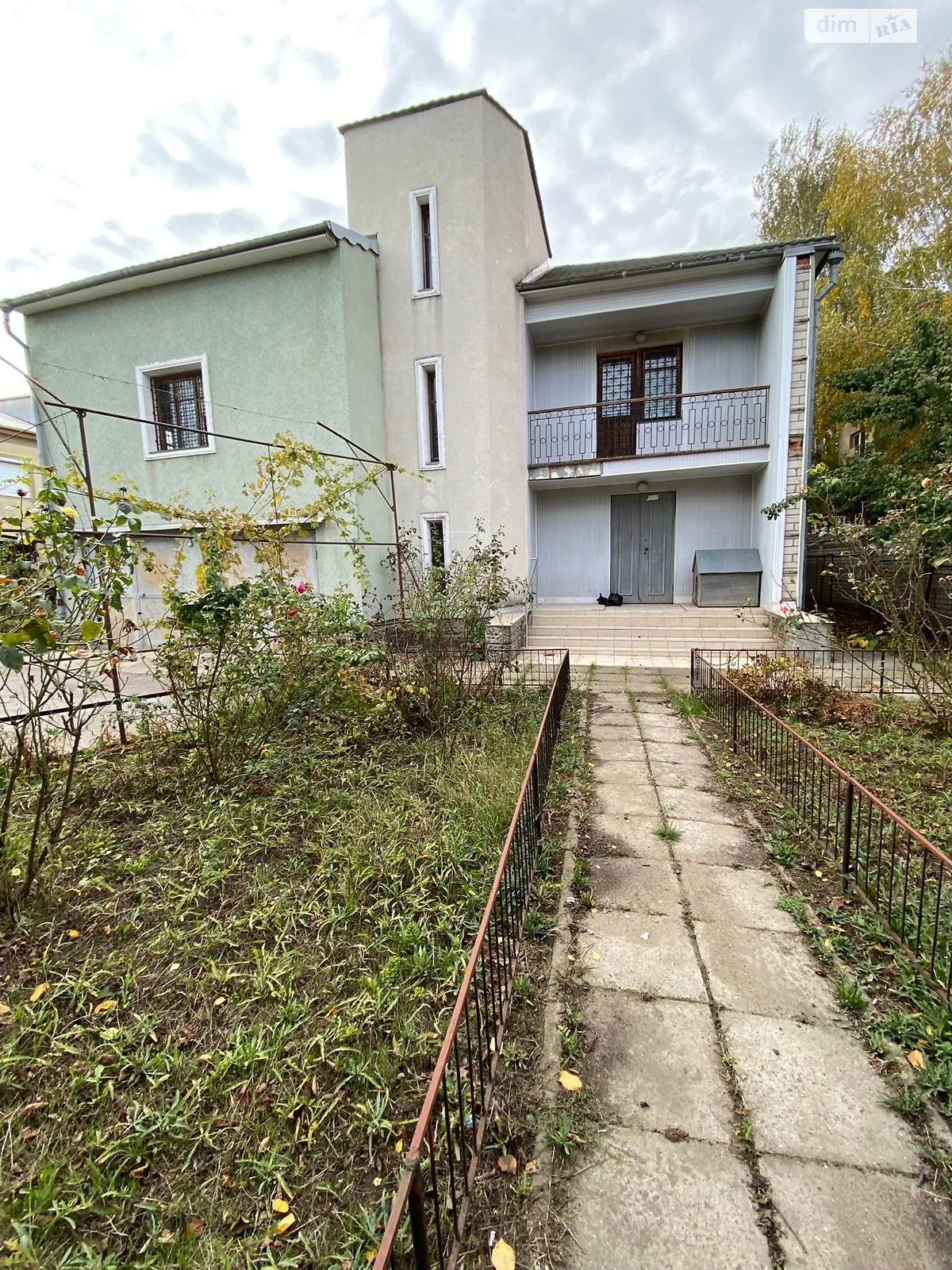 Продается дом на 2 этажа 260 кв. м с балконом, цена: 240000 $ - фото 1