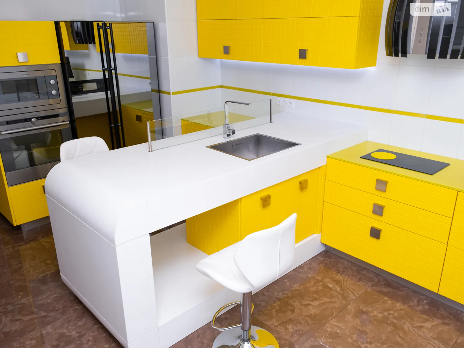 Продается 1-комнатная квартира 57 кв. м в Киеве, просп. Петра Григоренко, 22/20 - фото 1