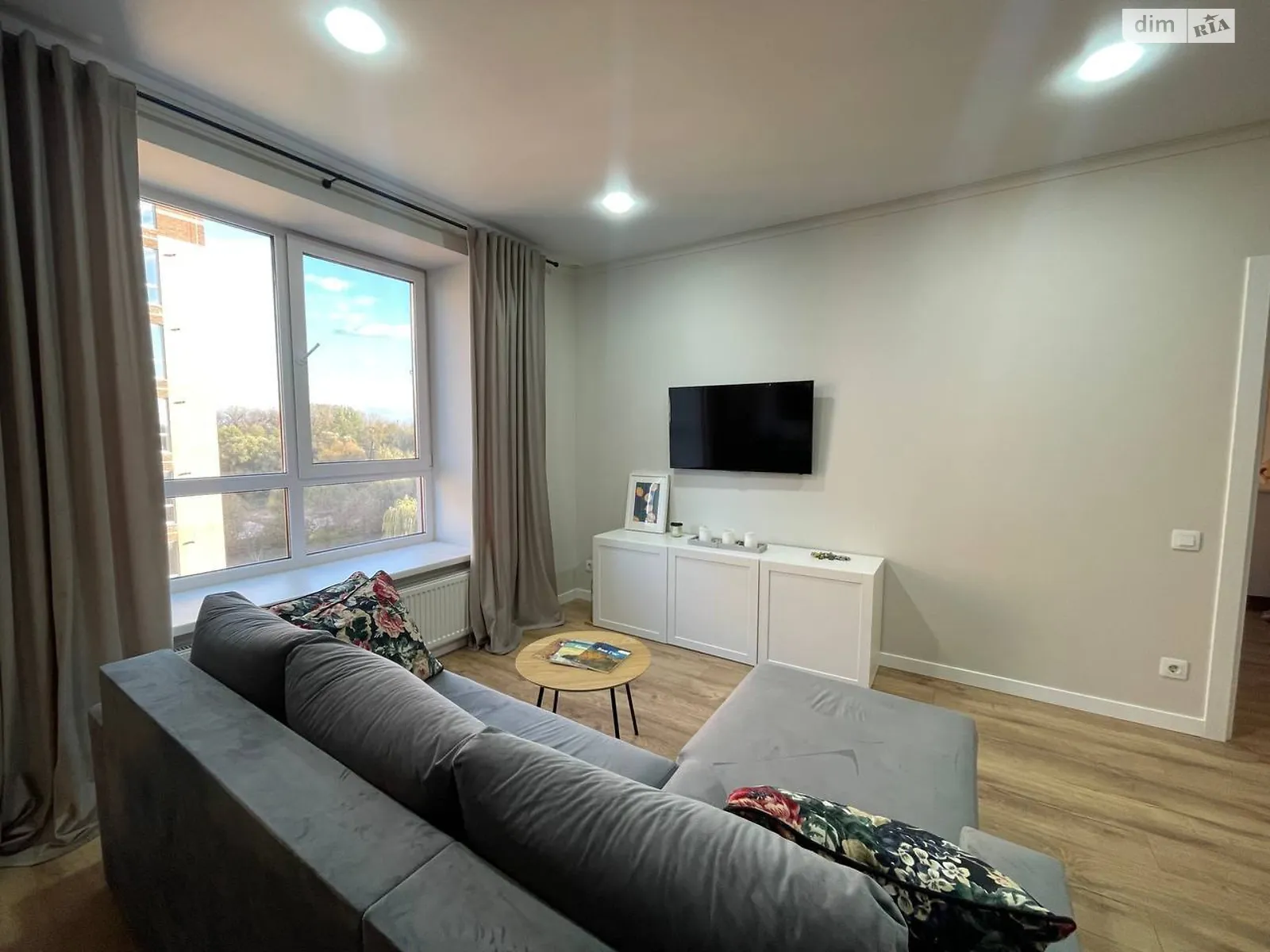 Продается 2-комнатная квартира 67 кв. м в Хмельницком, Старокостянтиновское шоссе, 20/6 - фото 1