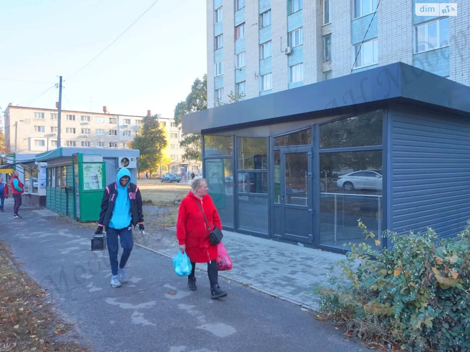 Сдается в аренду объект сферы услуг 24 кв. м в 1-этажном здании, цена: 15000 грн - фото 1