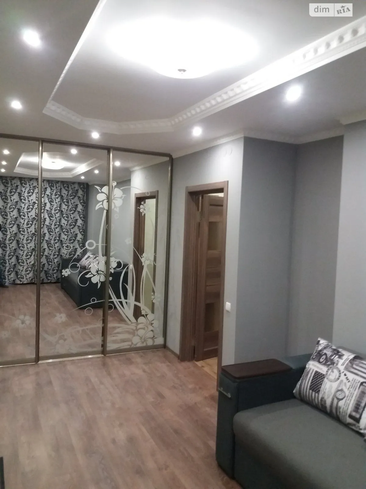 Сдается в аренду 1-комнатная квартира 47 кв. м в Львове, ул. Стрыйская, 45Ж - фото 1