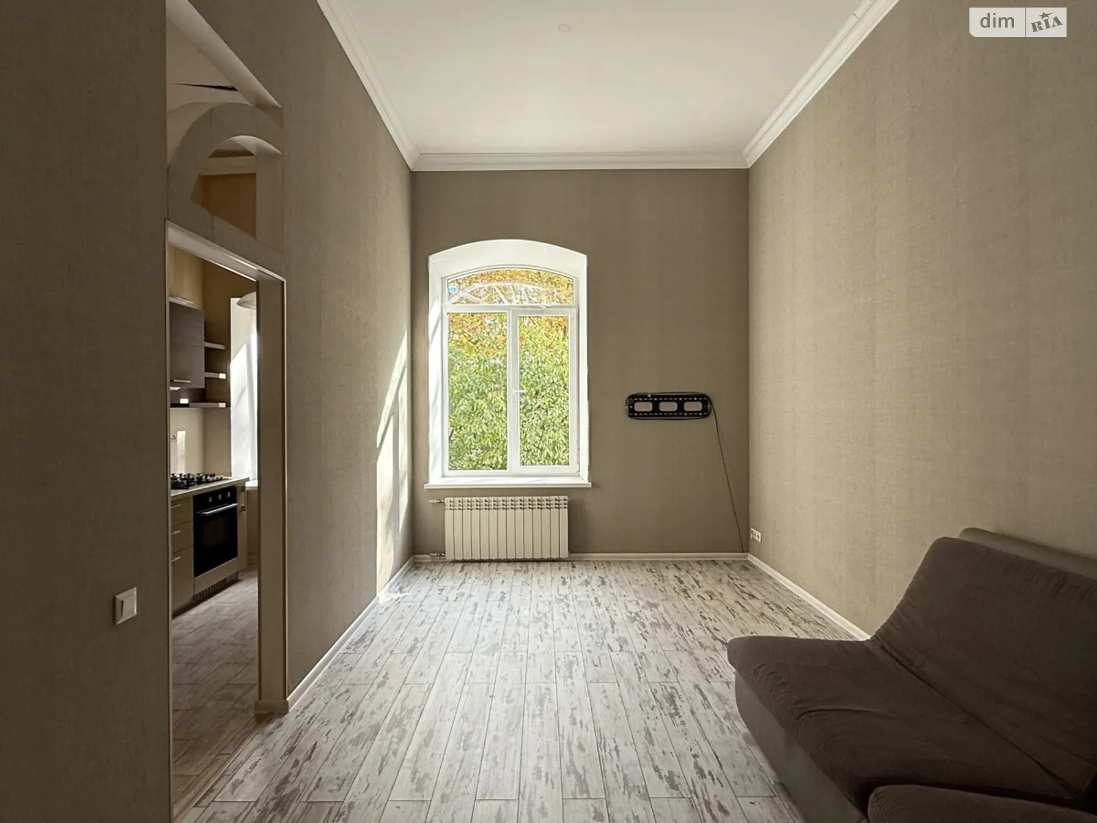 Продается 1-комнатная квартира 35.3 кв. м в Одессе, просп. Шевченко, 8В - фото 1