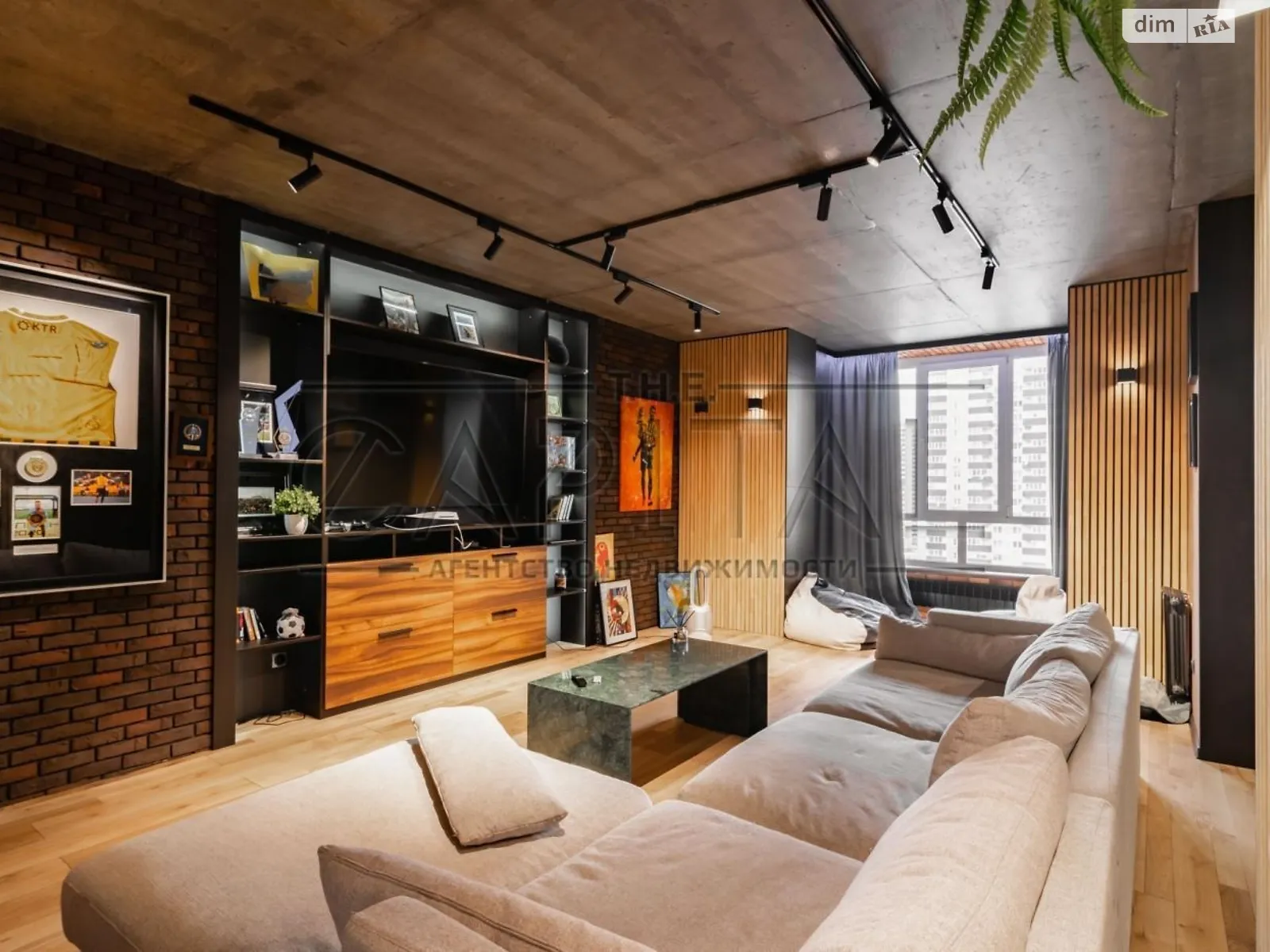 Продается 2-комнатная квартира 90.9 кв. м в Киеве, ул. Анны Ахматовой, 30 - фото 1