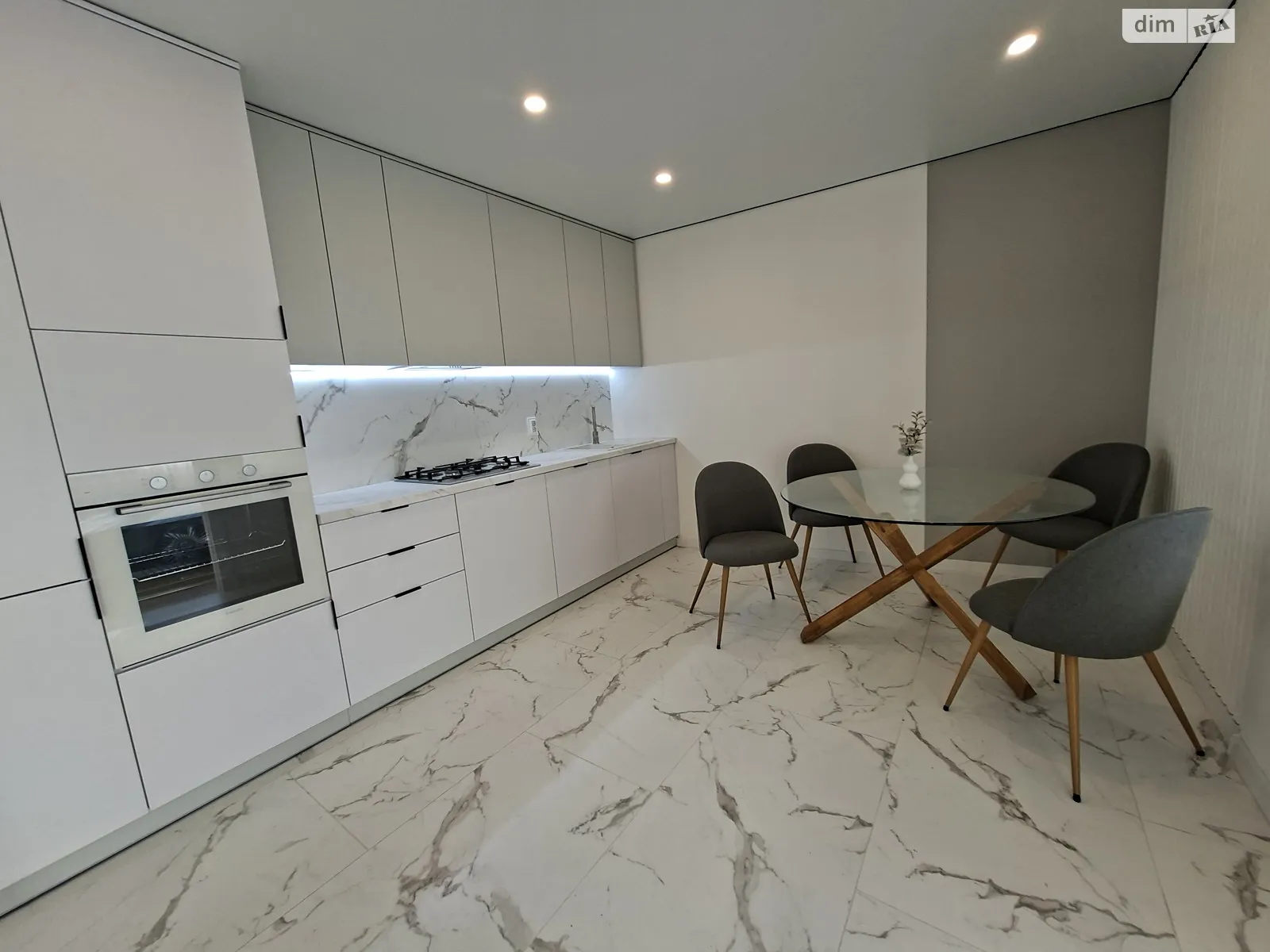 2-комнатная квартира 57 кв. м в Тернополе, ул. Киевская, 9Д - фото 1