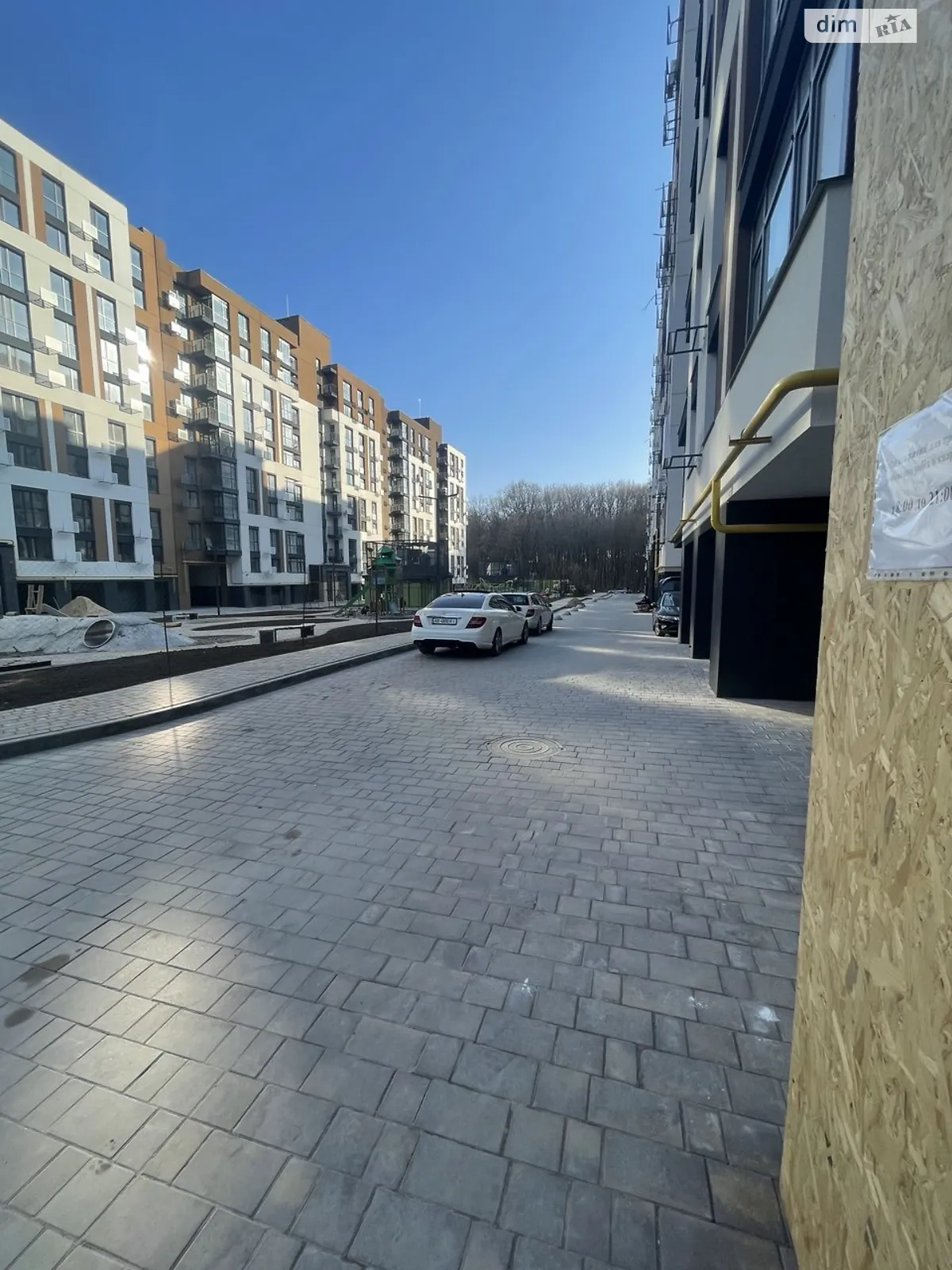 Продається 2-кімнатна квартира 68.6 кв. м у Вінниці, вул. Праведників світу(Максимовича), 21 - фото 1