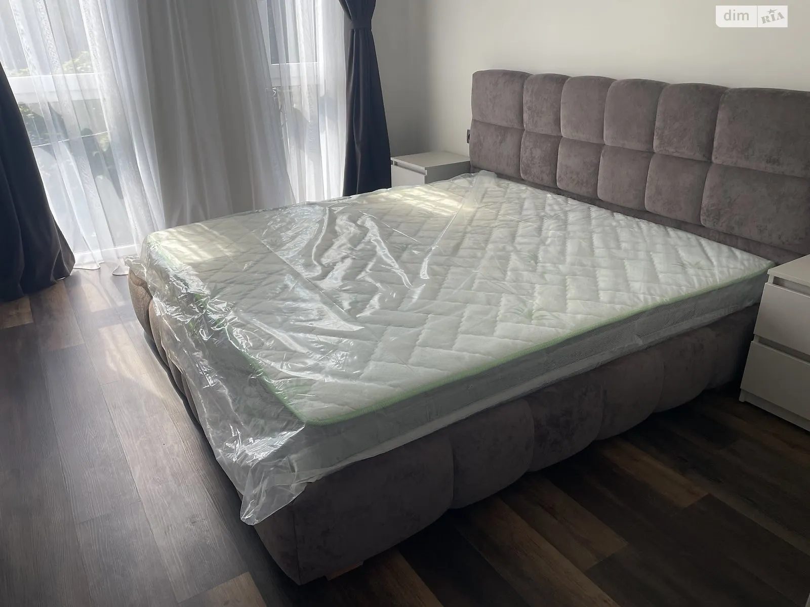 Продається 2-кімнатна квартира 62 кв. м у Ужгороді, ул. Собранецька, 105 - фото 1