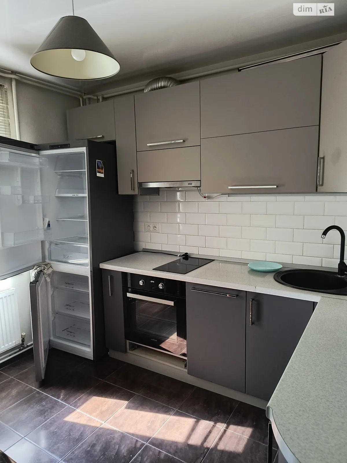 Сдается в аренду 3-комнатная квартира 60 кв. м в Житомире, ул. Гонты Ивана, 118 - фото 1