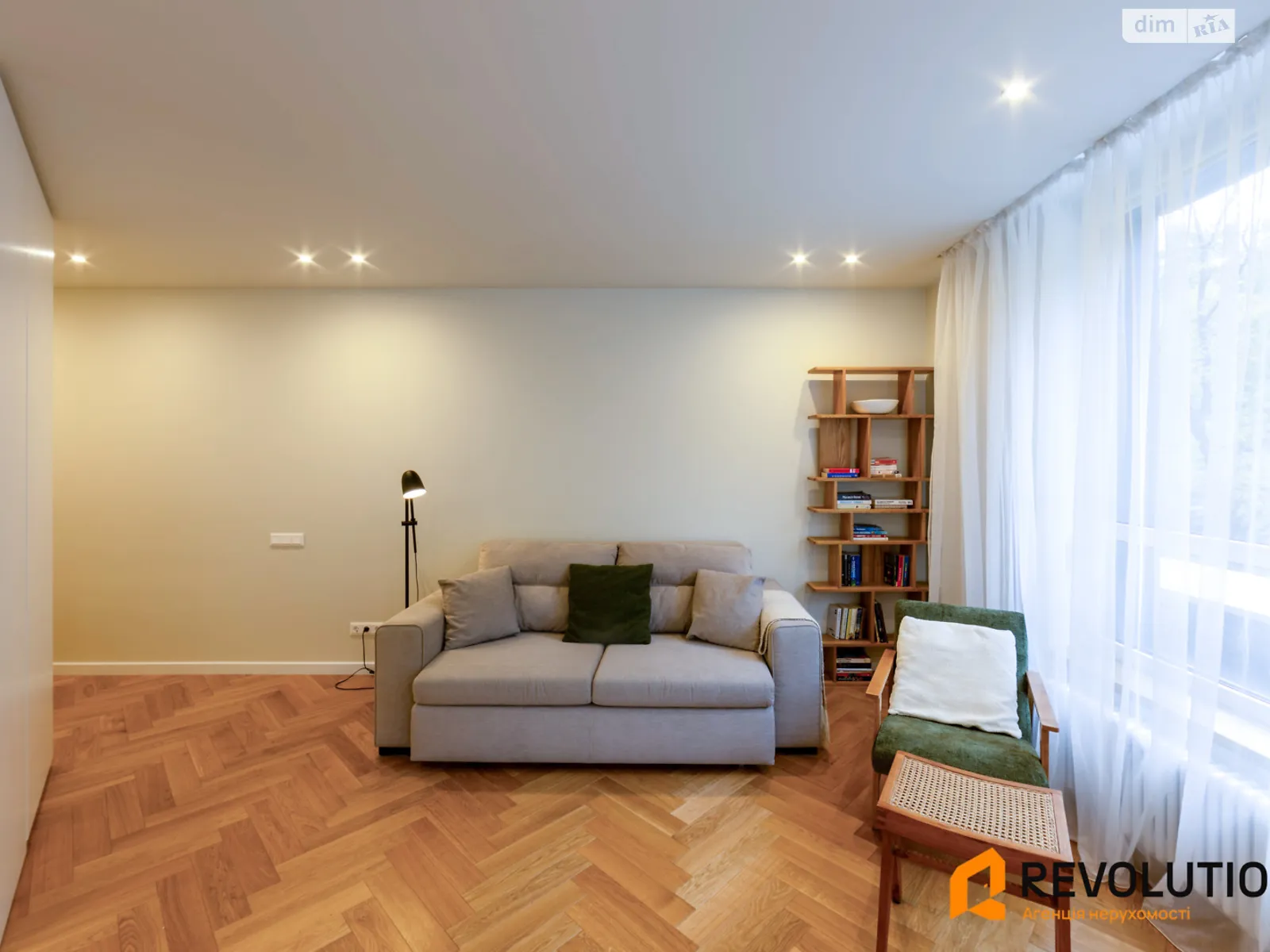 Продается 1-комнатная квартира 39.2 кв. м в Киеве, ул. Глубочицкая, 73 - фото 1