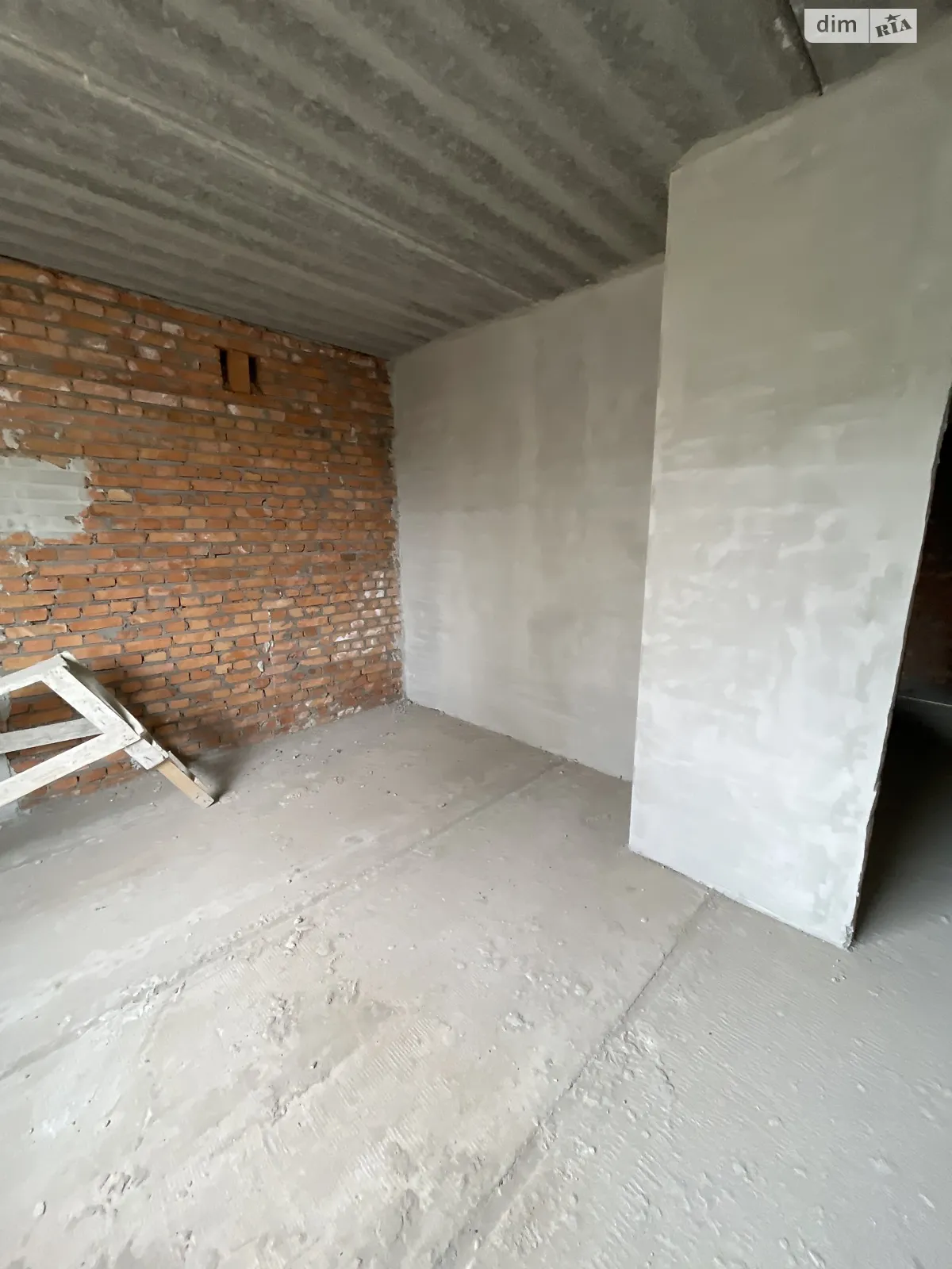 Продается 1-комнатная квартира 43 кв. м в Хмельницком, ул. Озерная, 9 - фото 1