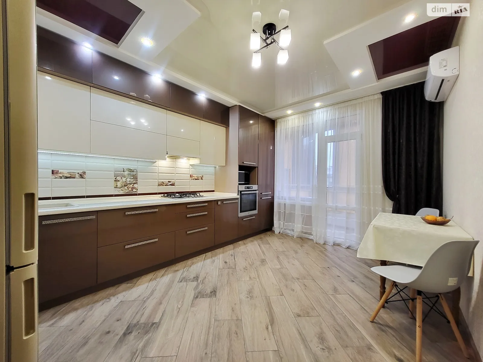 Продается 2-комнатная квартира 74.3 кв. м в Виннице, ул. Келецкая, 45Б - фото 1