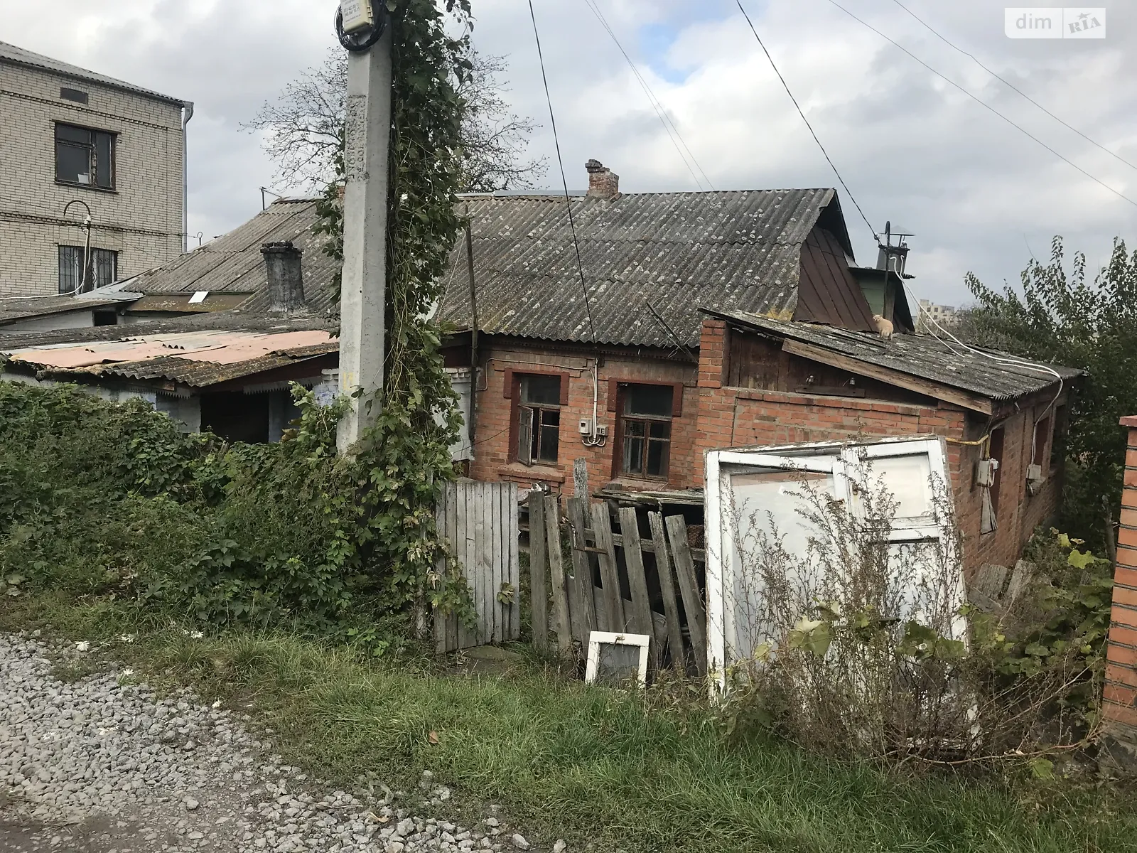 Продается часть дома 45 кв. м с подвалом, цена: 20000 $ - фото 1
