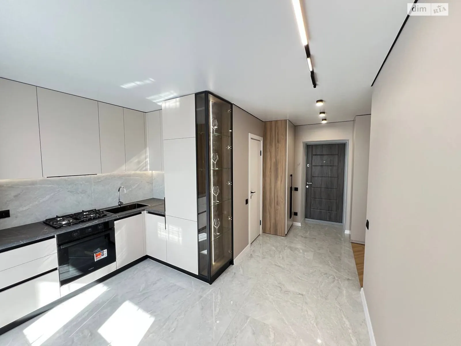 1-комнатная квартира 39.2 кв. м в Тернополе - фото 1