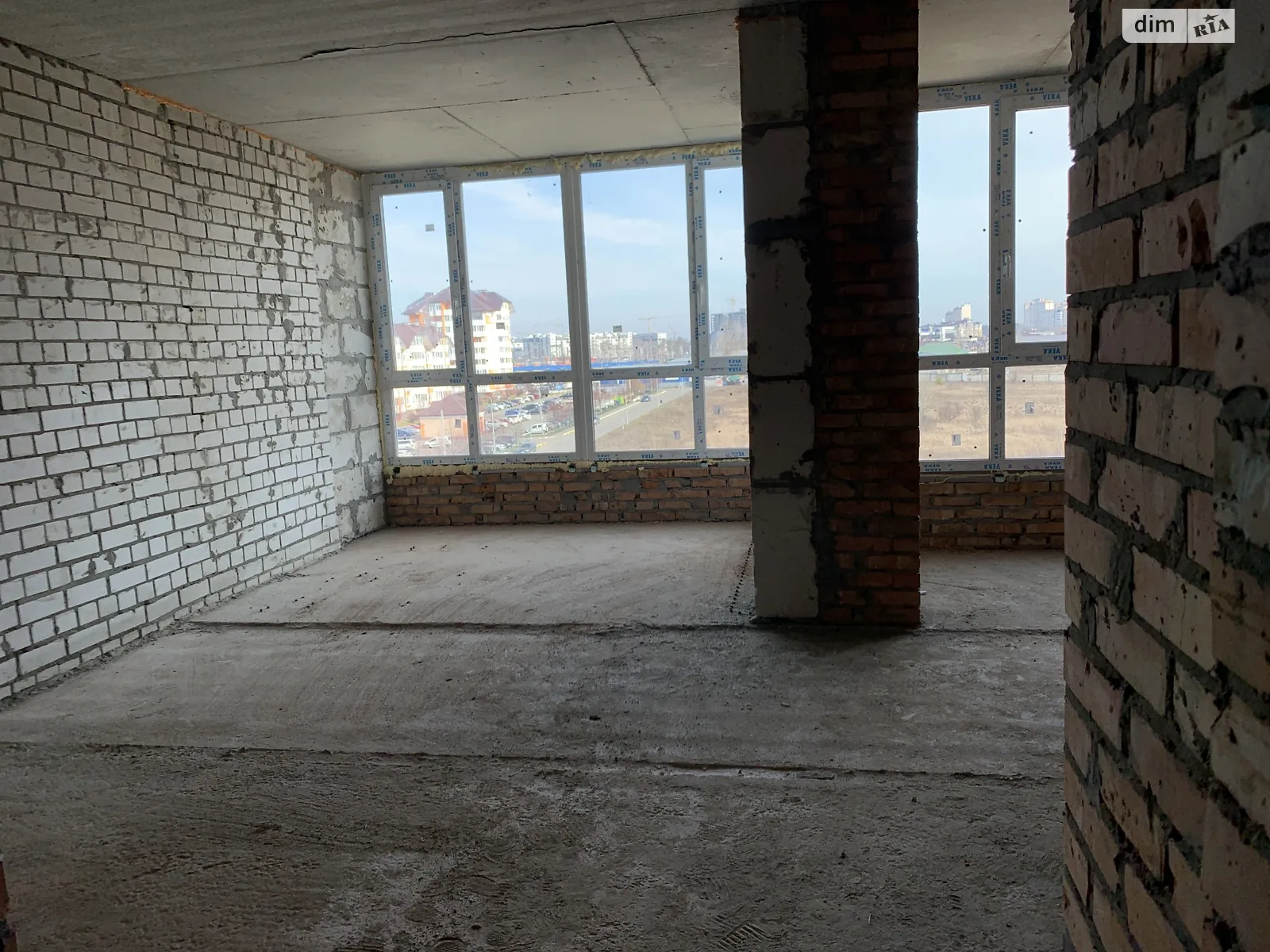 Продается 3-комнатная квартира 116 кв. м в Буче, ул. Бориса Гмыри - фото 1