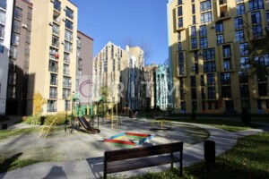 Продаж квартири, Львів, р‑н. Боднарівка, Стрийська вулиця