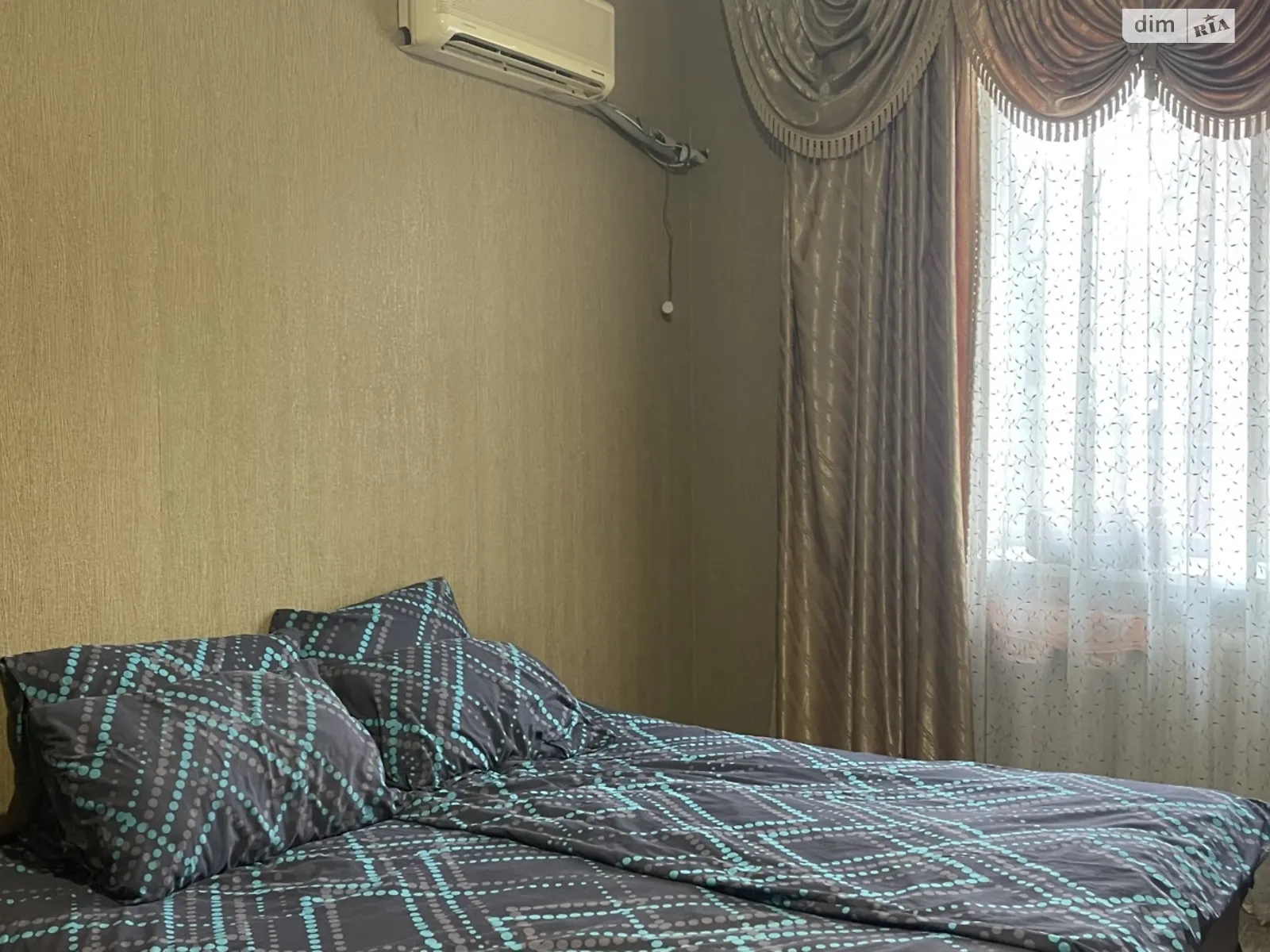 Продается 3-комнатная квартира 70.4 кв. м в Кривом Роге, ул. Юрия Сыча(Аненко), 21 - фото 1