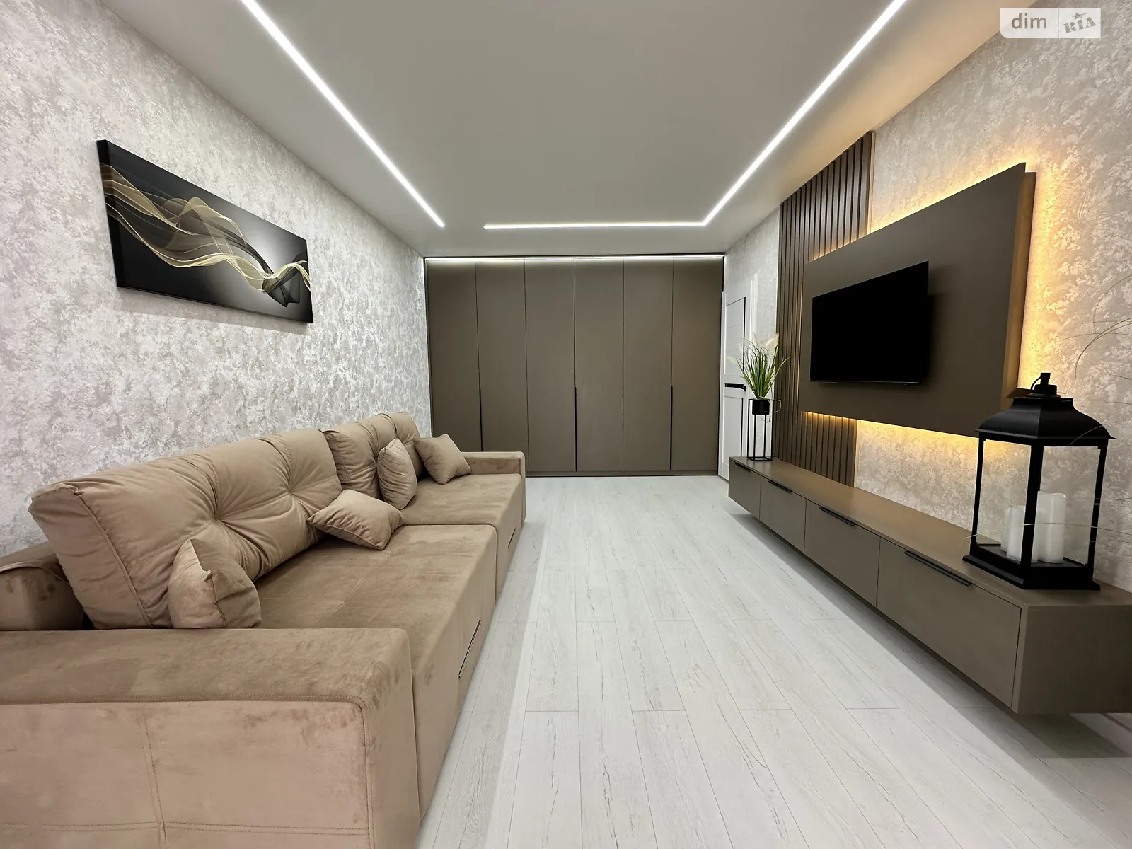 Продается 2-комнатная квартира 55.2 кв. м в Николаеве, ул. Колодезная, 39 - фото 1