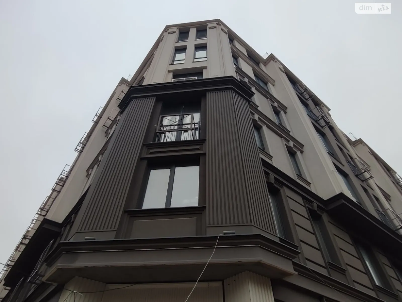 Продається приміщення вільного призначення 1085 кв. м в 7-поверховій будівлі, цена: 2170000 $ - фото 1