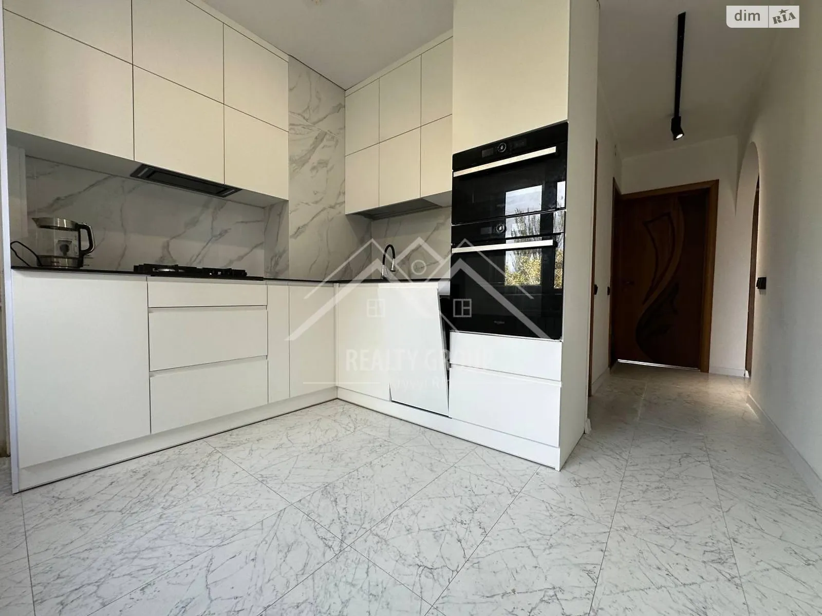 Продается 3-комнатная квартира 64.9 кв. м в Кривом Роге, ул. Алексея Ризниченко(Содружества), 80 - фото 1