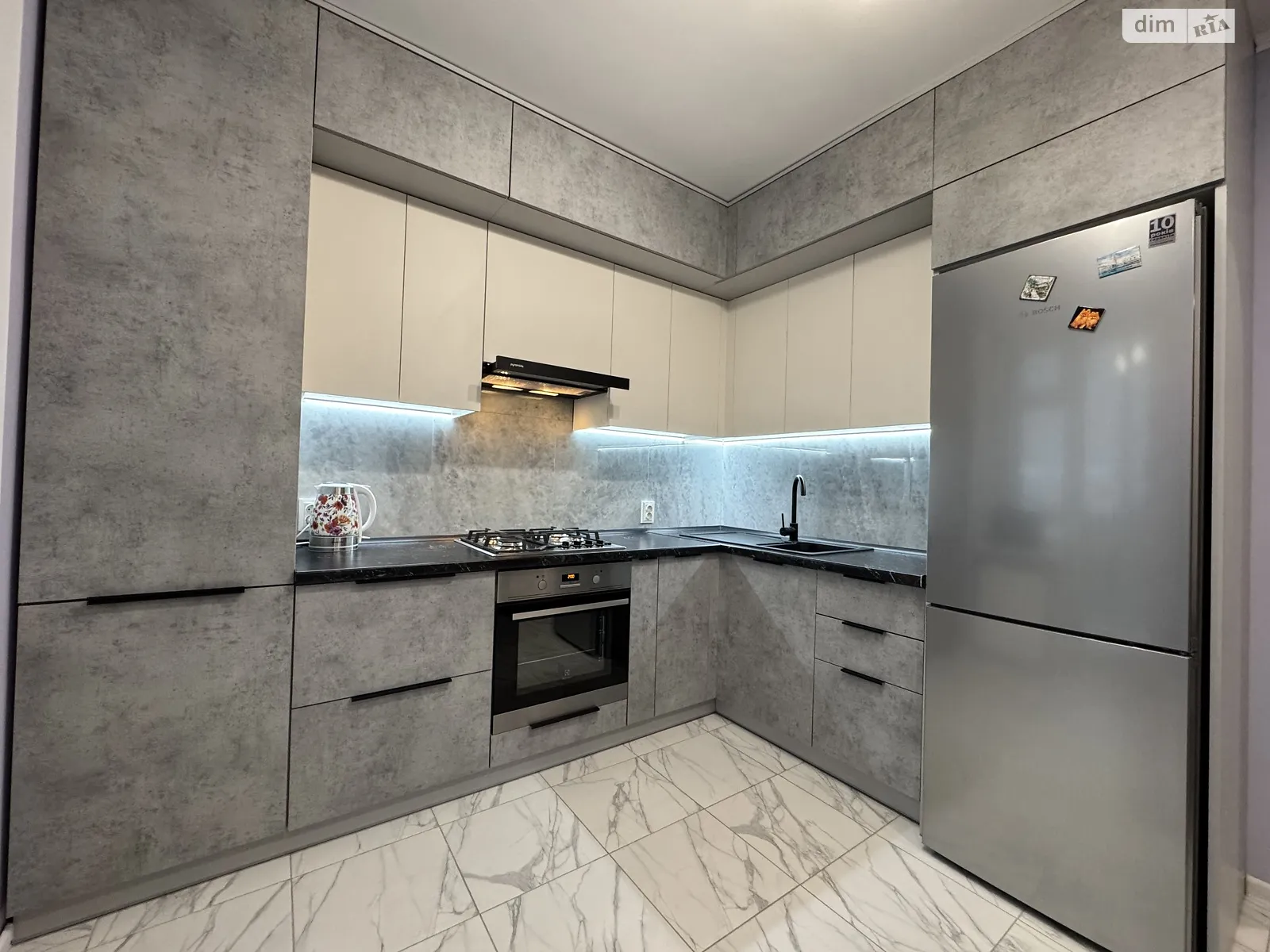 2-комнатная квартира 70 кв. м в Тернополе, ул. Лепкого Богдана - фото 1